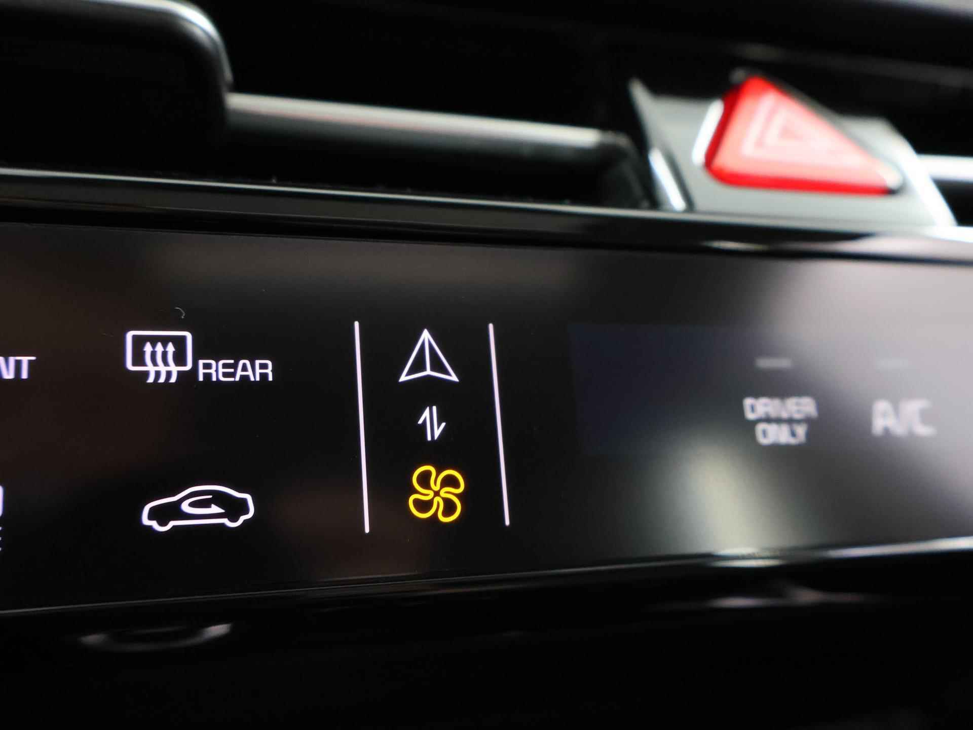 Kia Niro 1.6 GDi Hybrid ExecutiveLine | Panoramadak | Harman/kardon audio | Stoelventilatie | Remote smart Parking | Elektrisch verstelb. bestuurdersstoel met geheugen - 25/47