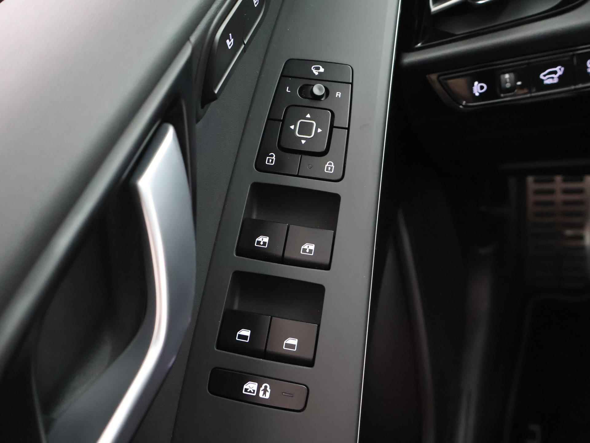 Kia Niro 1.6 GDi Hybrid ExecutiveLine | Panoramadak | Harman/kardon audio | Stoelventilatie | Remote smart Parking | Elektrisch verstelb. bestuurdersstoel met geheugen - 38/47