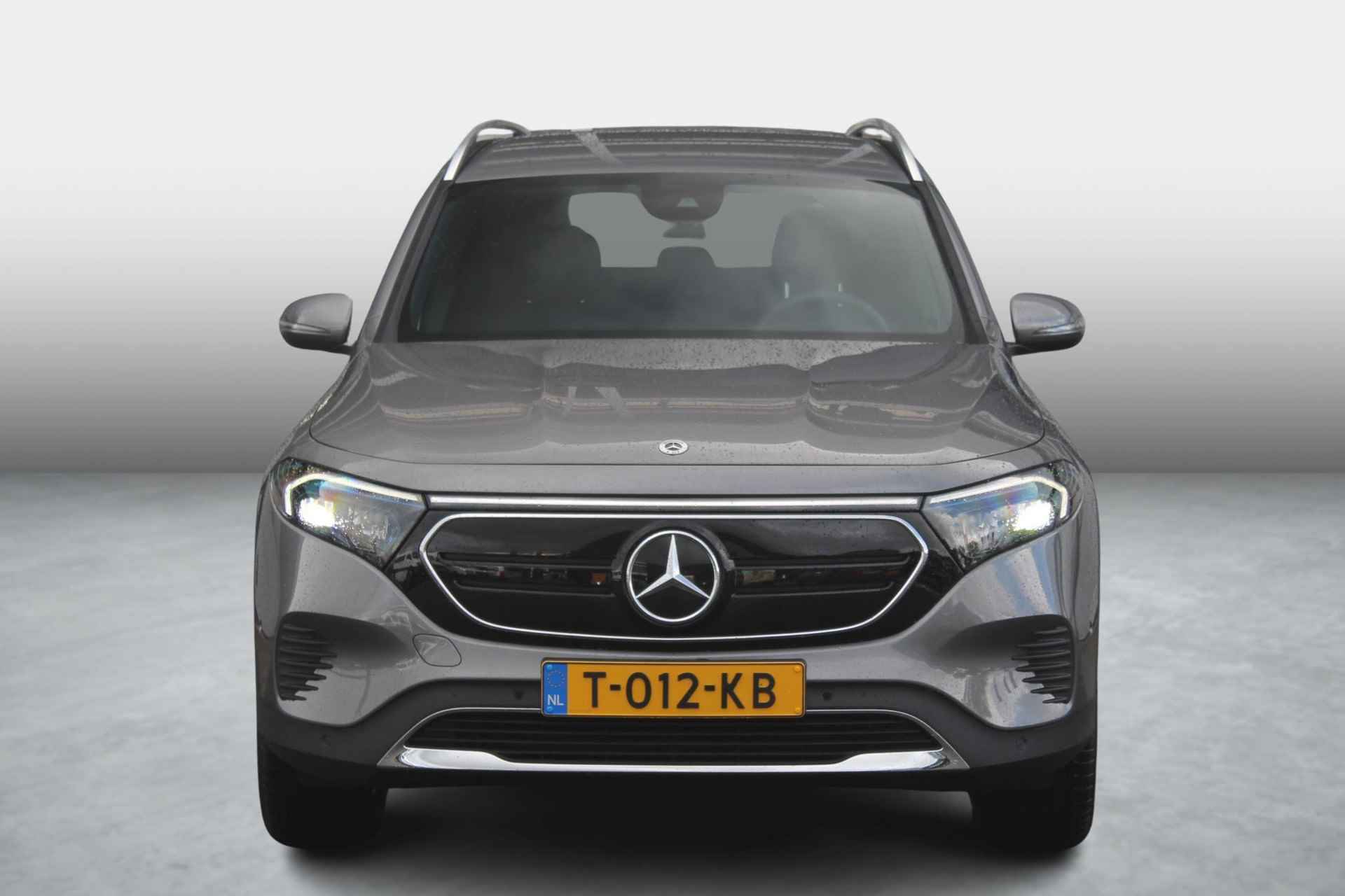 Mercedes-Benz EQB 250 | 7-Zits | Achteruitrijcamera | Stoelverwarming | Sfeerverlichting | Showmodel SALE - 25/30