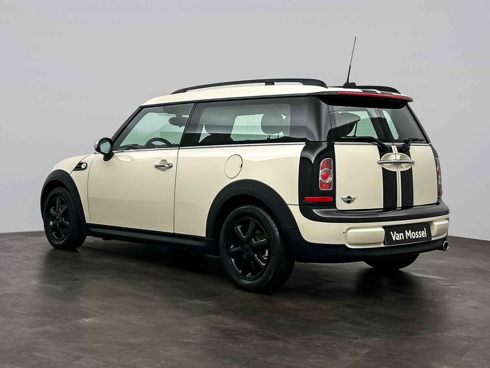 Mini Clubman 1.6 One Chili | Navigatie | Half-lederen bekleding | Climate Control | Bluetooth | Lichtmetalen Velgen | - 13/24