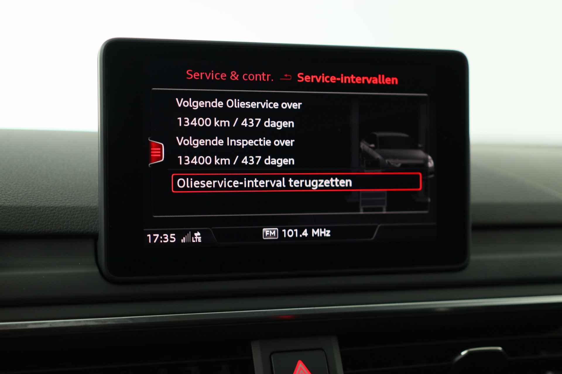 Audi A4 Limousine 35 TFSI Design Pro Line | Leder | Navi | Stoelverwarming | ECC | Keyless | Cruise | LED | 18'' Lichtmetalen Velgen - 10/52