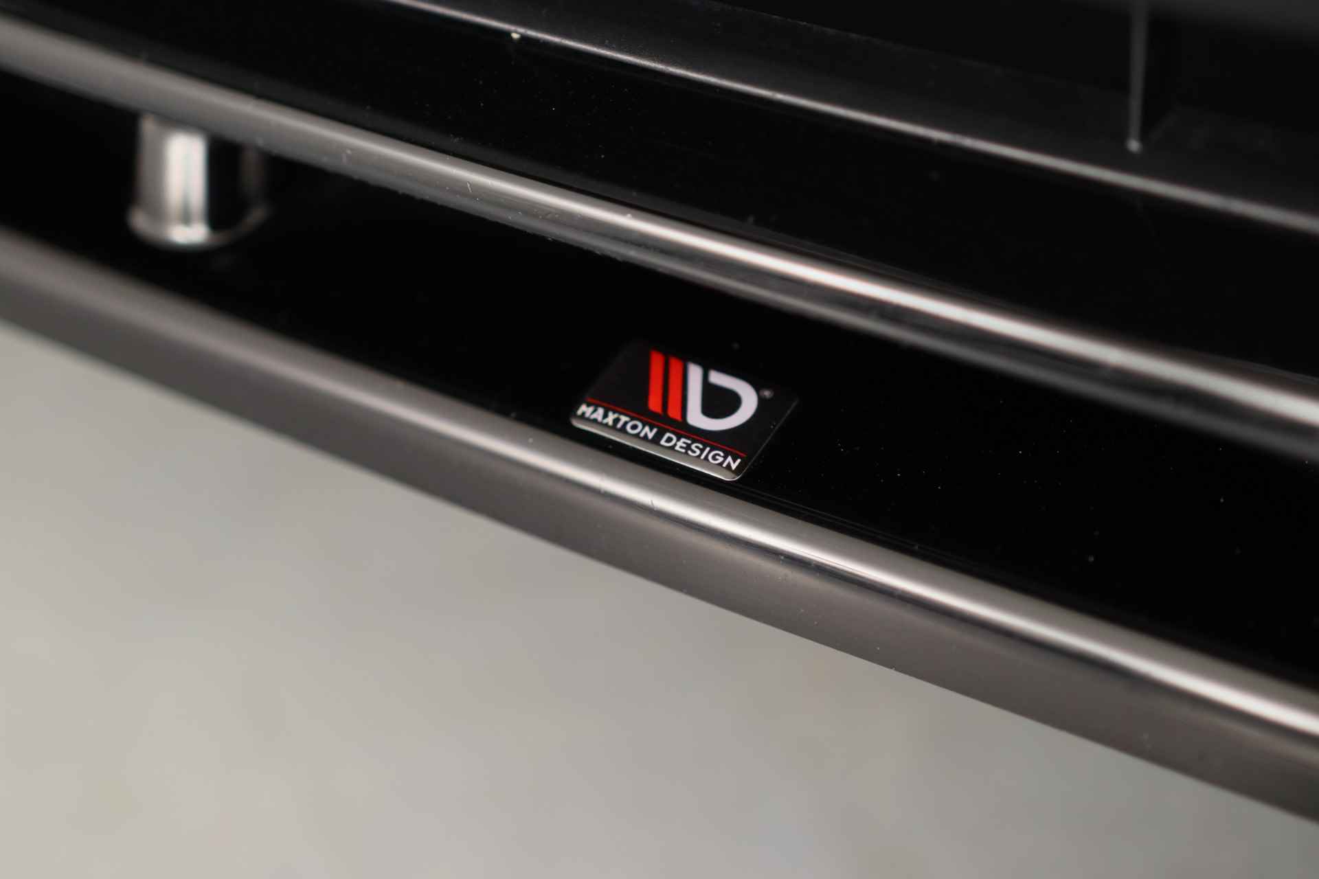 Audi A4 Limousine 35 TFSI Design Pro Line | Leder | Navi | Stoelverwarming | ECC | Keyless | Cruise | LED | 18'' Lichtmetalen Velgen - 32/52