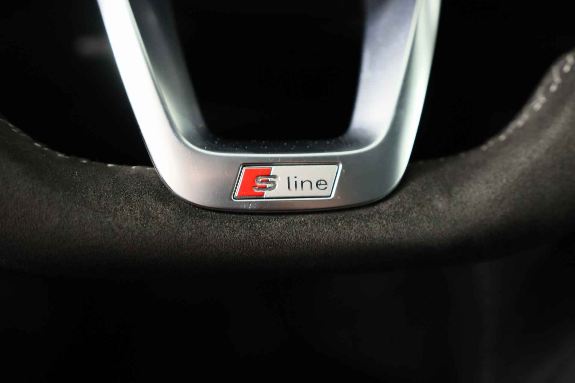 Audi A4 Limousine 35 TFSI Design Pro Line | Leder | Navi | Stoelverwarming | ECC | Keyless | Cruise | LED | 18'' Lichtmetalen Velgen - 43/52