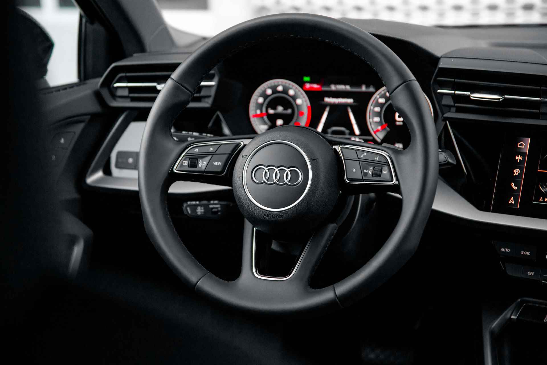 Audi A3 Sportback 30 TFSI Advanced edition | Zwart optiek - 10/44