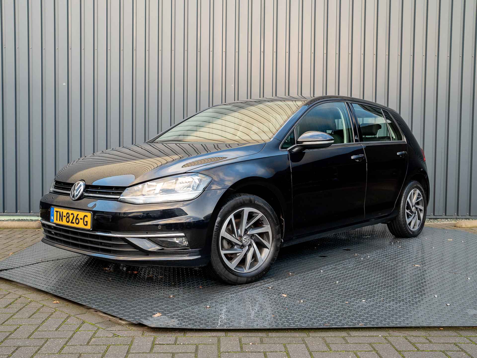 Volkswagen Golf 1.0 TSI Comfortline Business | Camera | Adapt. Cruise | Navi | Apple Carplay | Prijs Rijklaar!! - 42/46