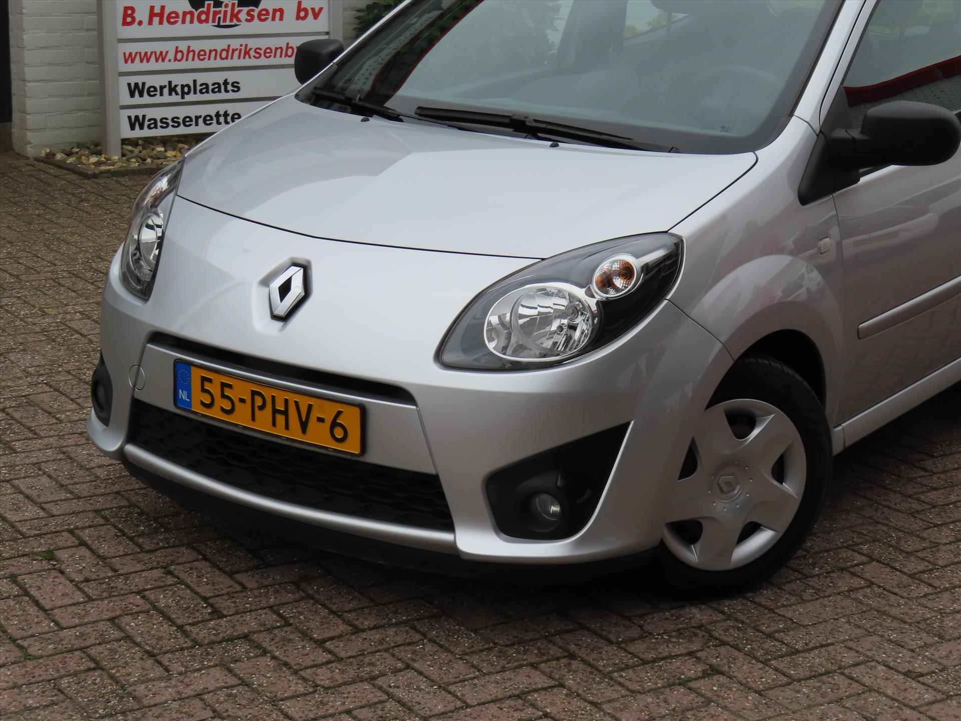 Renault Twingo 1.2 16V Dynamique/ Airco/ Cruise control/ Bumpers in kleur/ Origineel NL/ NAP - 3/32