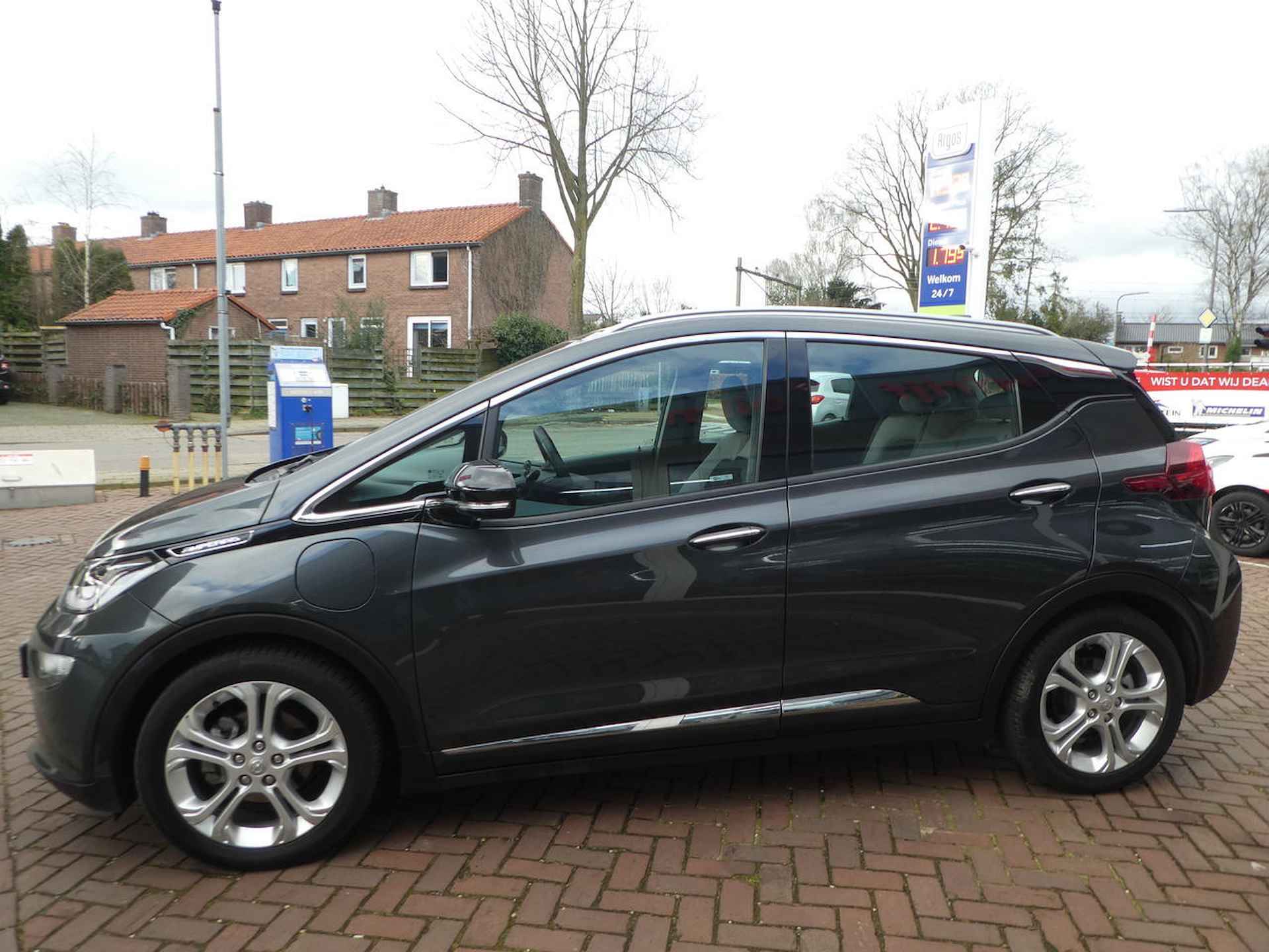 Opel Ampera-E Business executive 60 kWh Automaat, Xenon, Climatronic, Navi, Lichtmetalen velgen - 31/34