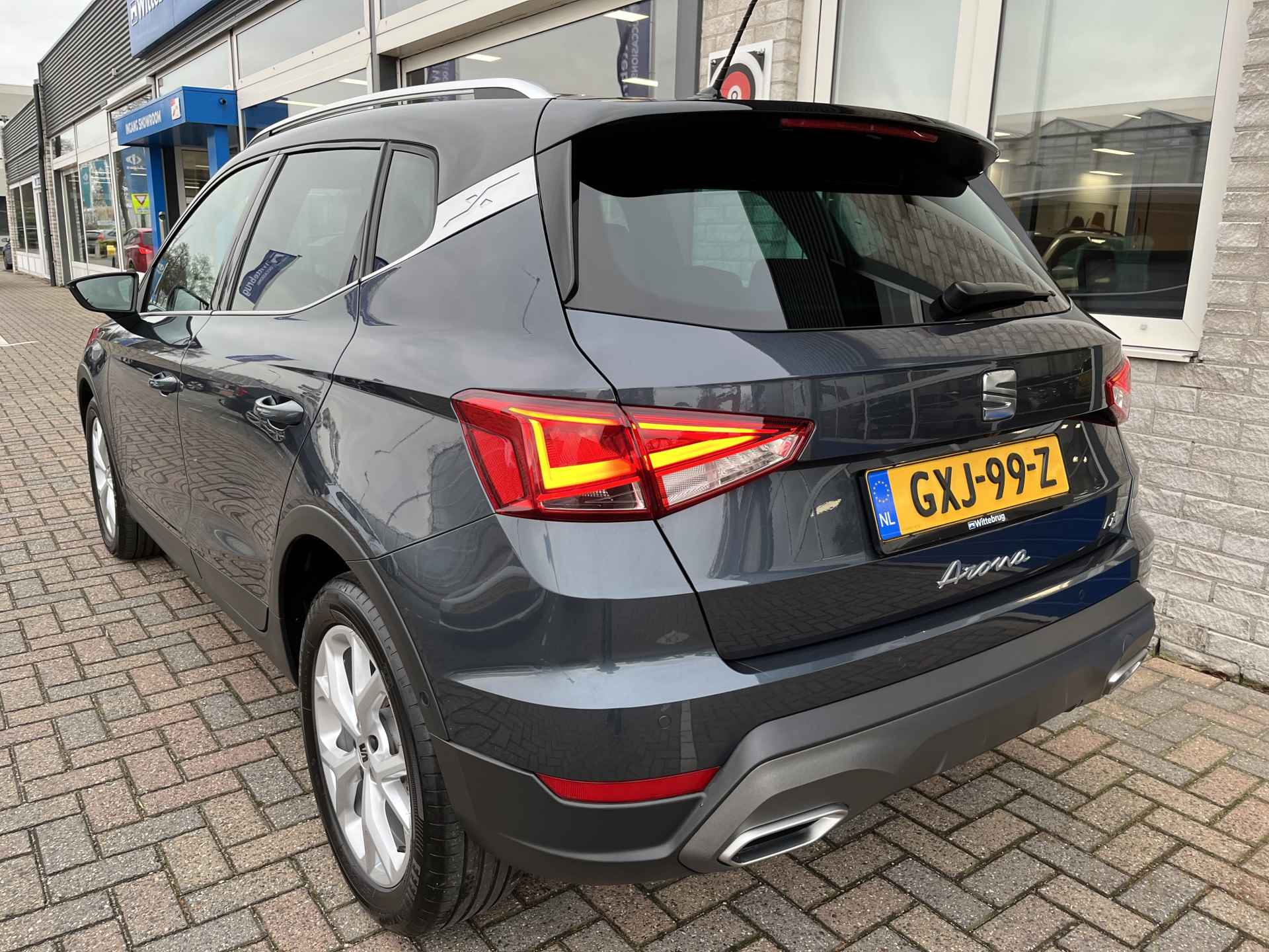 SEAT Arona 1.0 TSI FR Business Intense / AUTOMAAT/ 18.000 KM/ CAMERA/ PARK. SENSOREN/ LED/ DCC/ CRUISE/ STOEL VERWARM./ KEYLESS/ APP CONNECT/ NAVI/ CLIMA/ DAB/ - 6/46