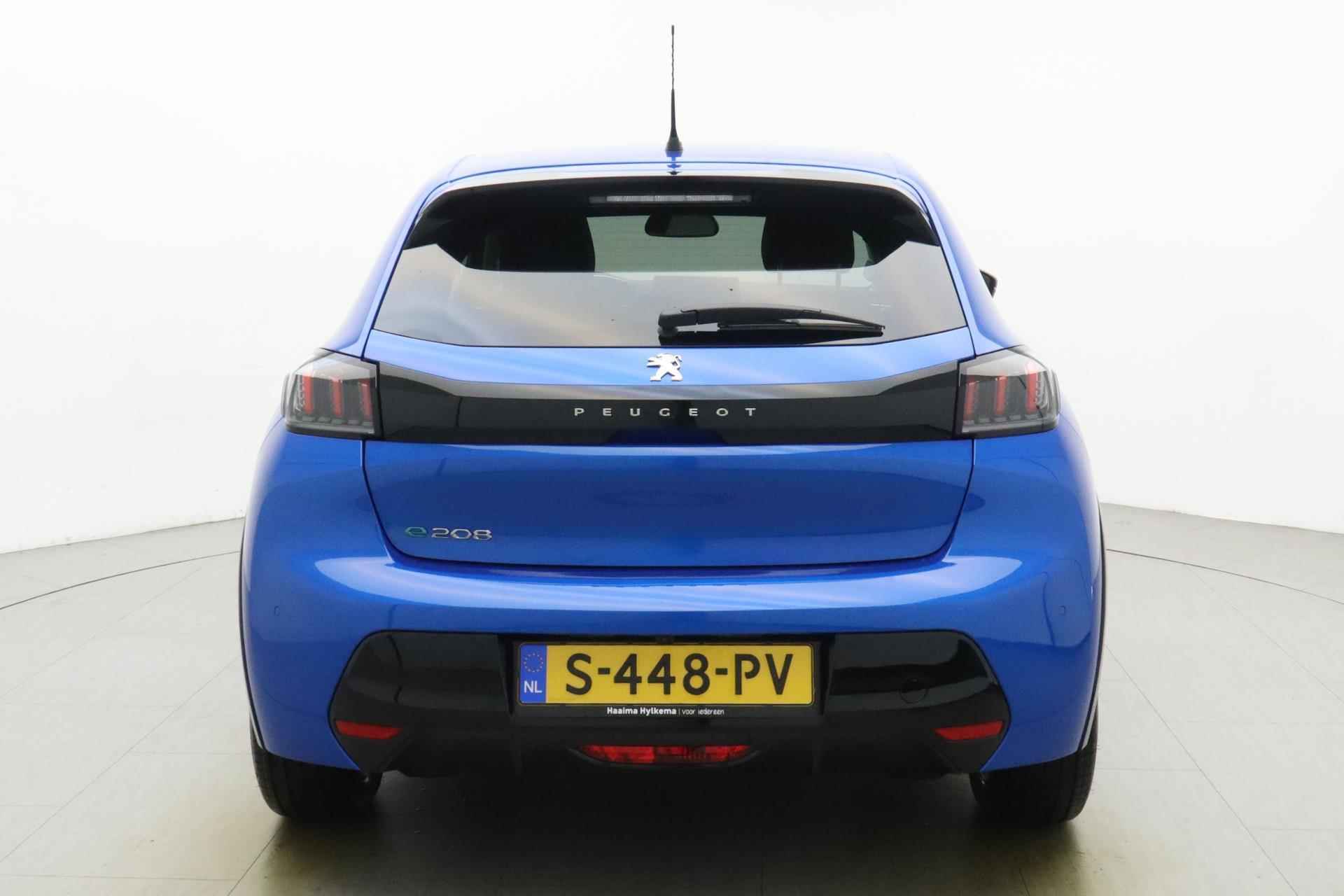 Peugeot e-208 EV Allure Pack 50 kWh | Achteruitrijcamera | Cruise control | Android Auto / Apple Carplay | Parkeersensor achter | Startknop | - 12/35