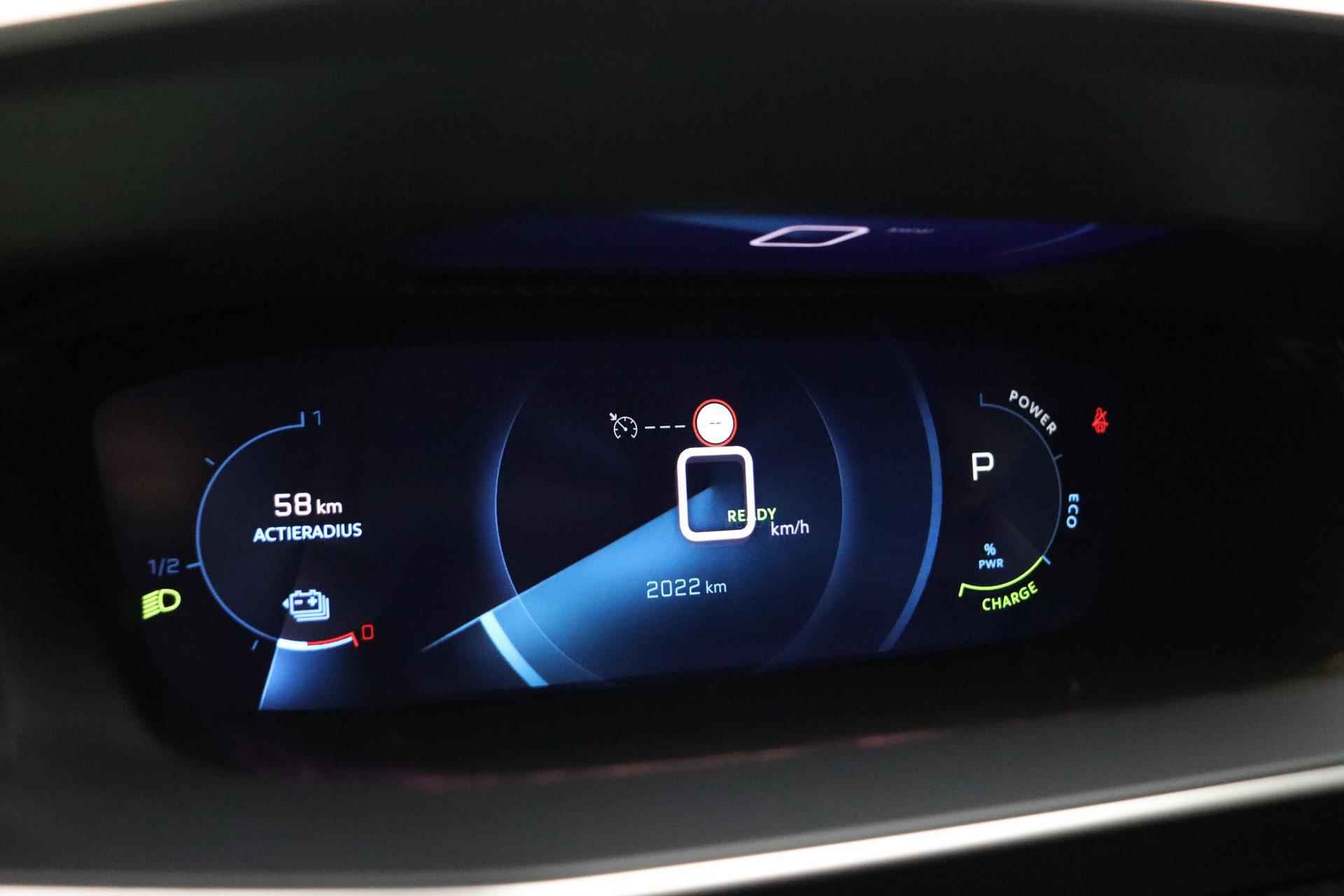 Peugeot e-208 EV Allure Pack 50 kWh | Achteruitrijcamera | Cruise control | Android Auto / Apple Carplay | Parkeersensor achter | Startknop | - 30/35