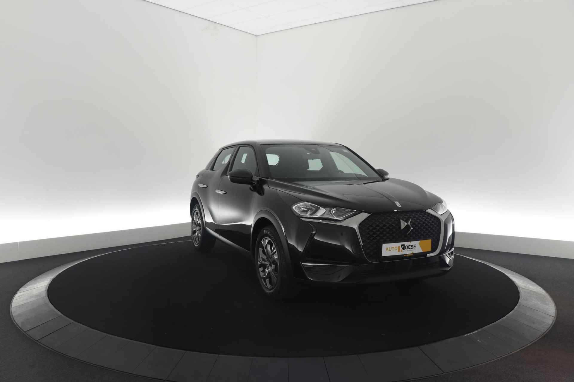 DS 3 Crossback PureTech 100 Montmartre | Parkeersensoren | Apple Carplay | Allseason Banden | Navigatie | Climate Control - 63/65