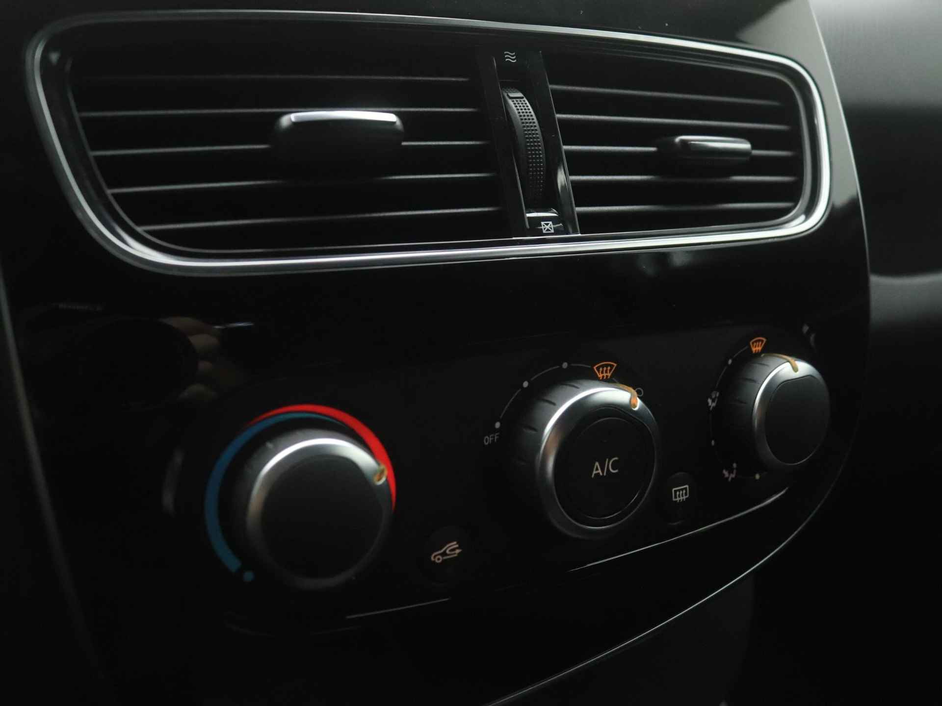 Renault Clio Estate 0.9 TCe Limited | volledig onderhouden | Keyless Entry | Navigatie | Parkeersensoren | CarPlay - 32/41