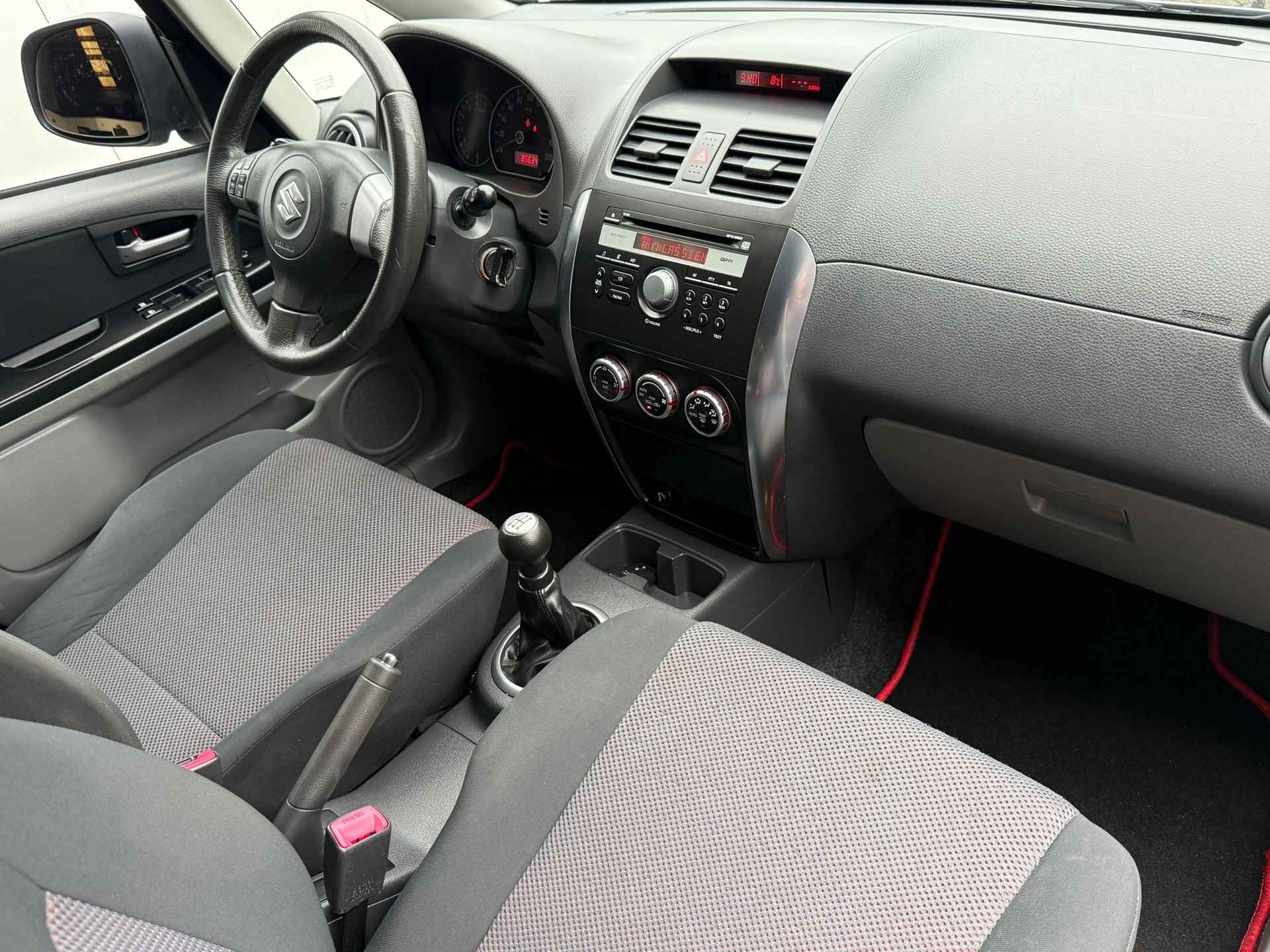 Suzuki SX4 1.6 Exclusive Airco Nap Nieuwe Apk - 11/17