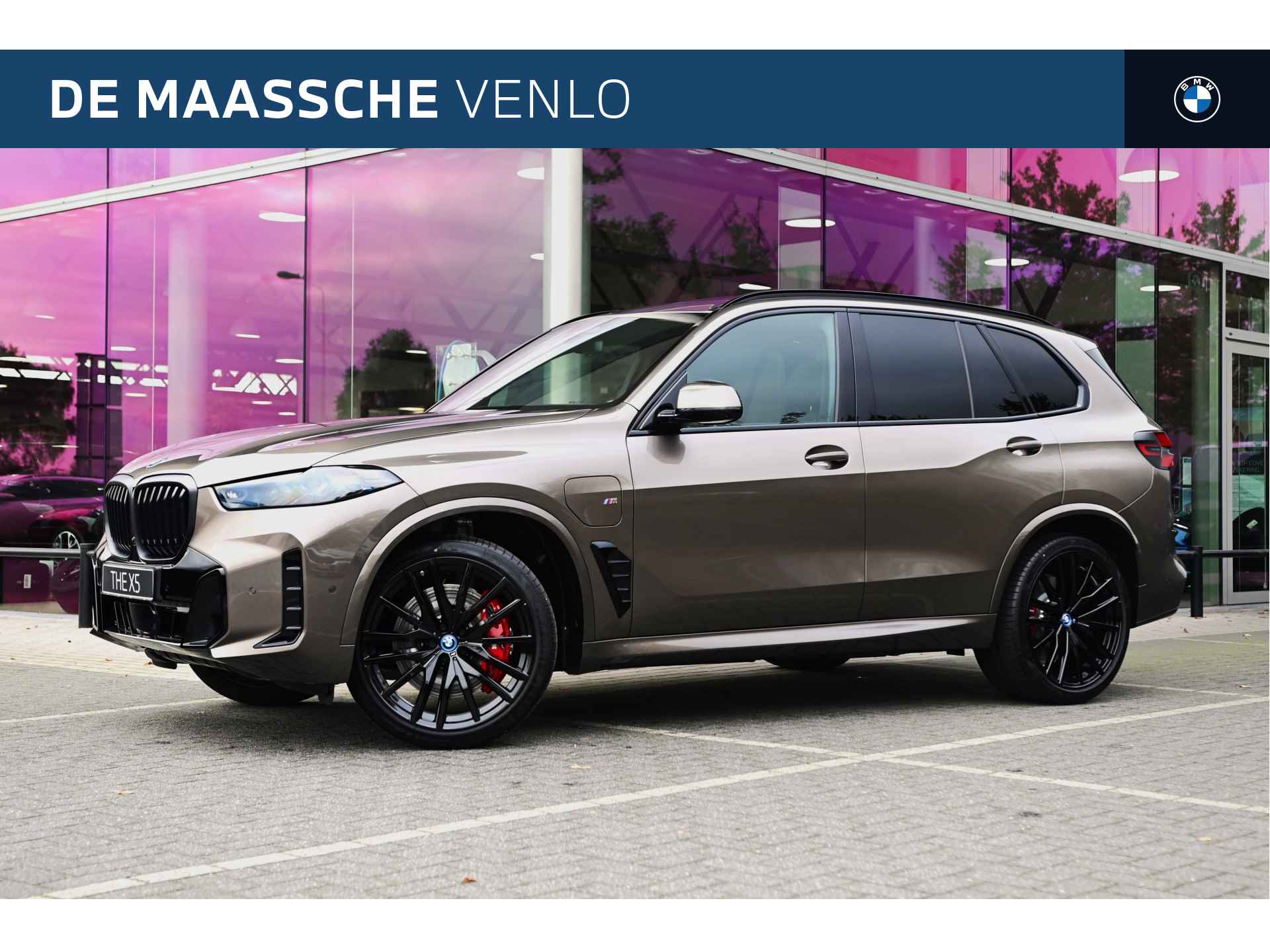 BMW X5 xDrive50e High Executive M Sport Automaat / Panoramadak Sky Lounge / Trekhaak / Bowers & Wilkins / Stoelventilatie / Adaptieve LED / Parking Assistant Professional