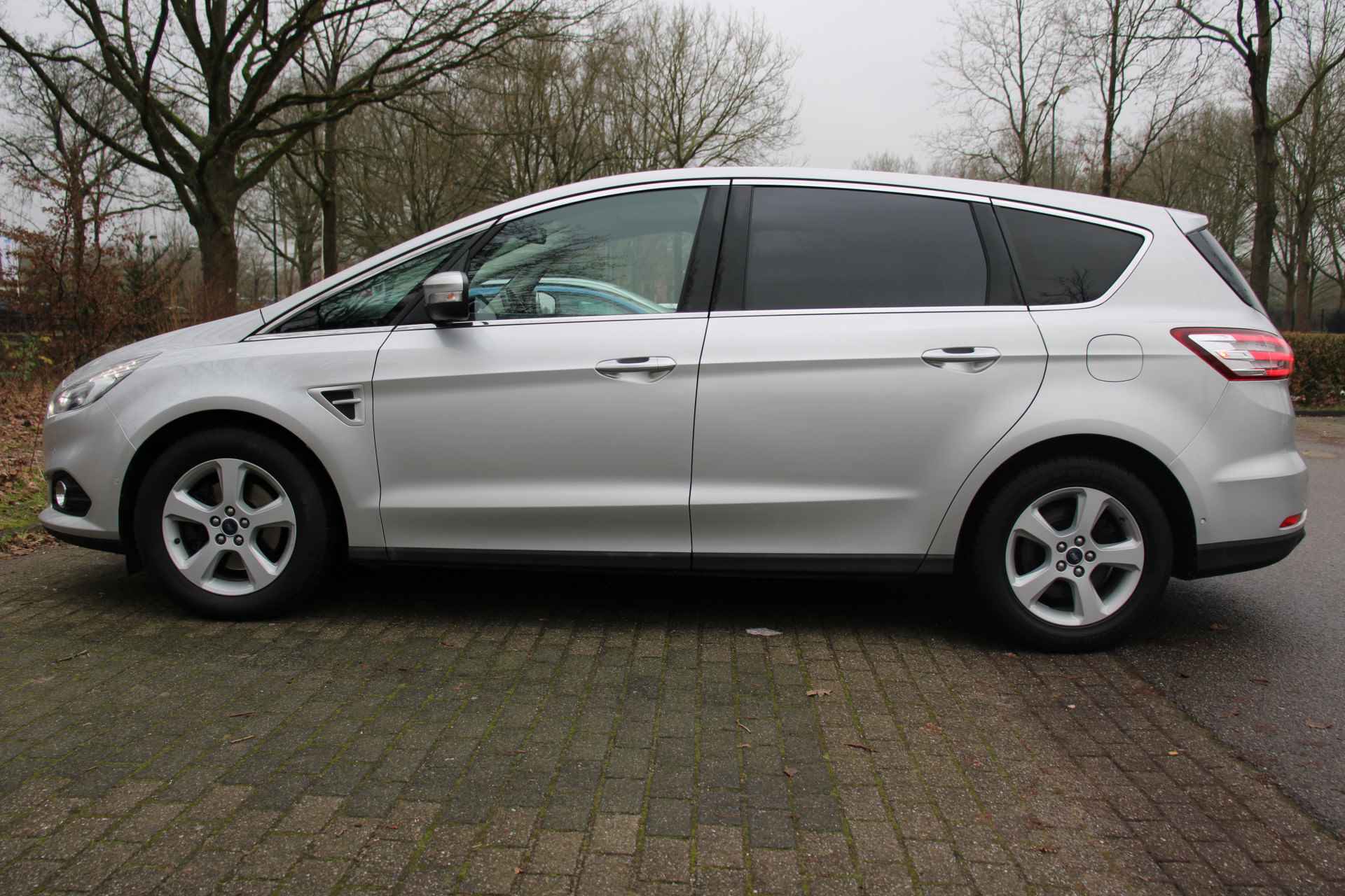 Ford S-Max 2.0 TITANIUM 7-PERSOONS AUTOMAAT | NAVI | CAMERA | CLIMA | WINTERPACK | CRUISE | AUTO. INPARKEREN | PARK SENS V+A | LM. VELGEN - 3/51