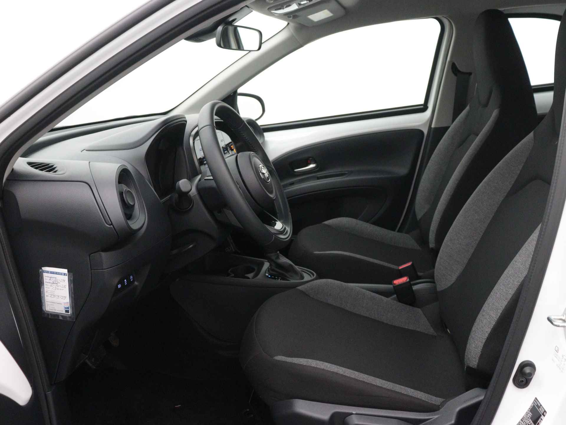 Toyota Aygo X 1.0 VVT-i S-CVT play | Camera | Airco | - 20/41