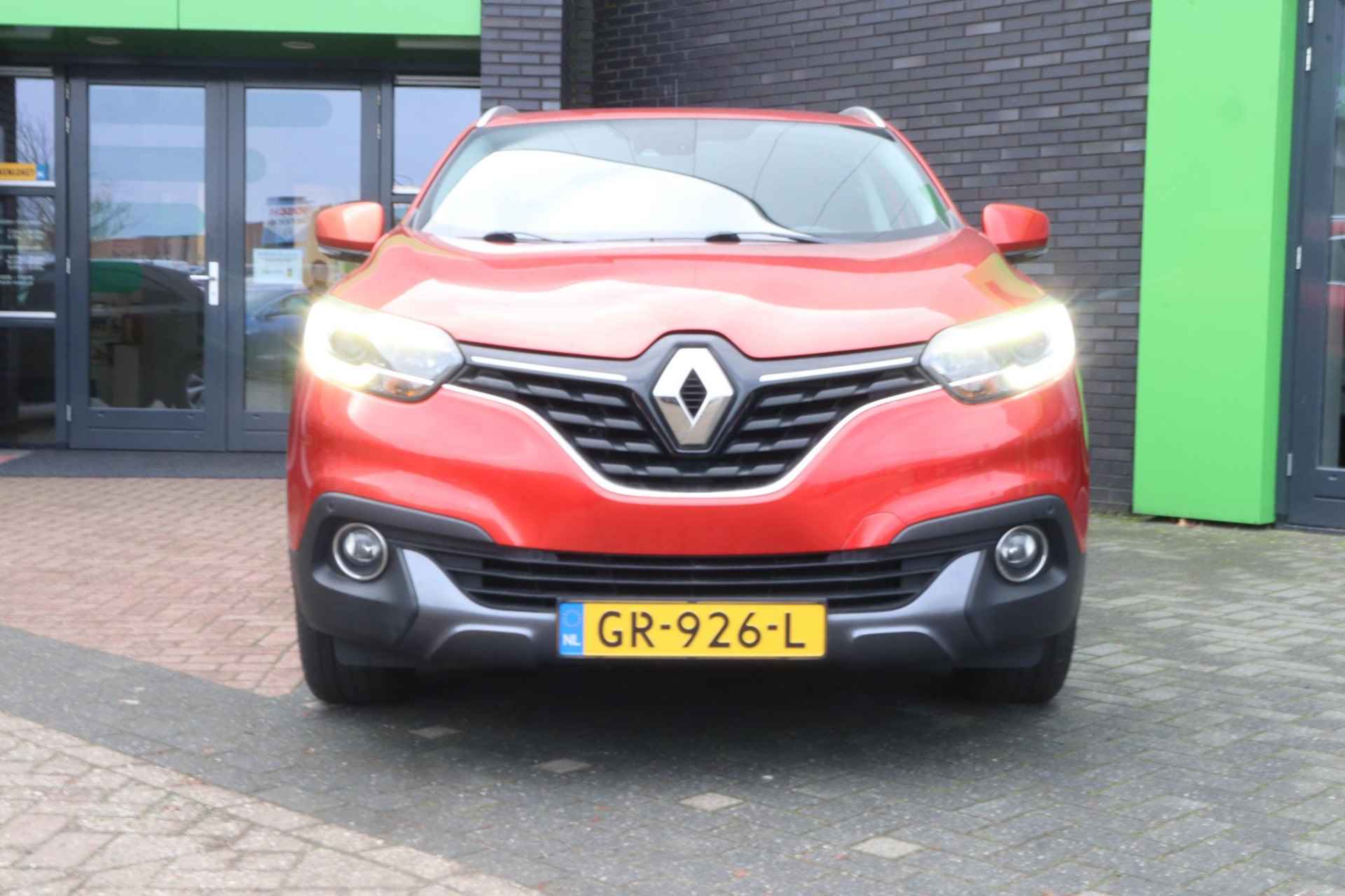 Renault Kadjar 1.2 TCe Intens CRUISE - PDC - TREKHAAK - NAV - 2/24