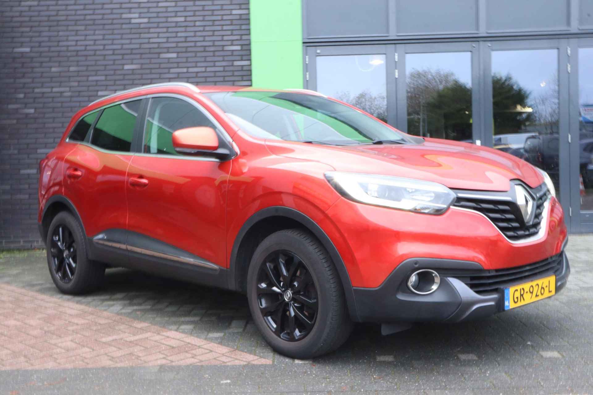 Renault Kadjar 1.2 TCe Intens CRUISE - PDC - TREKHAAK - NAV - 3/24