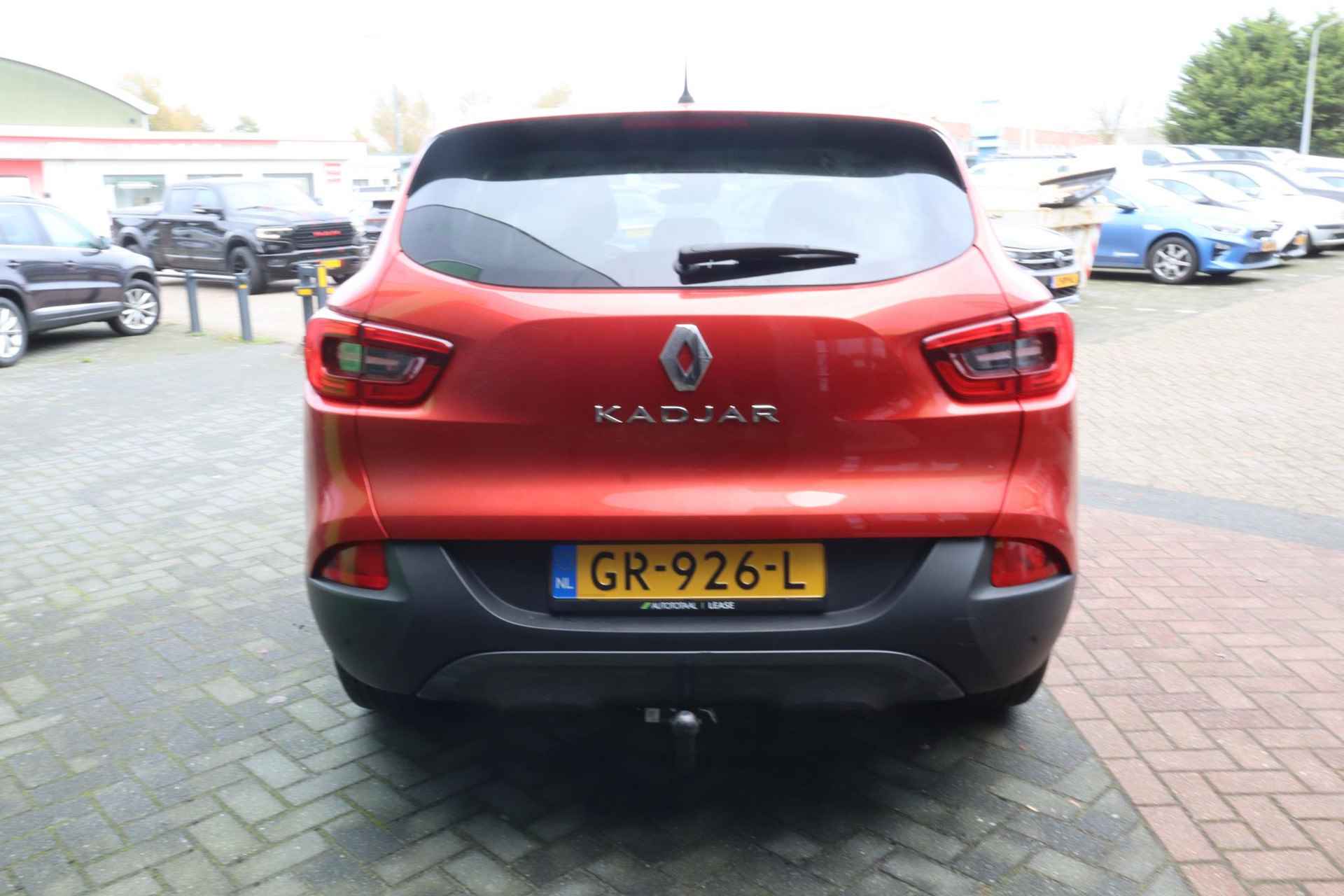 Renault Kadjar 1.2 TCe Intens CRUISE - PDC - TREKHAAK - NAV - 5/24