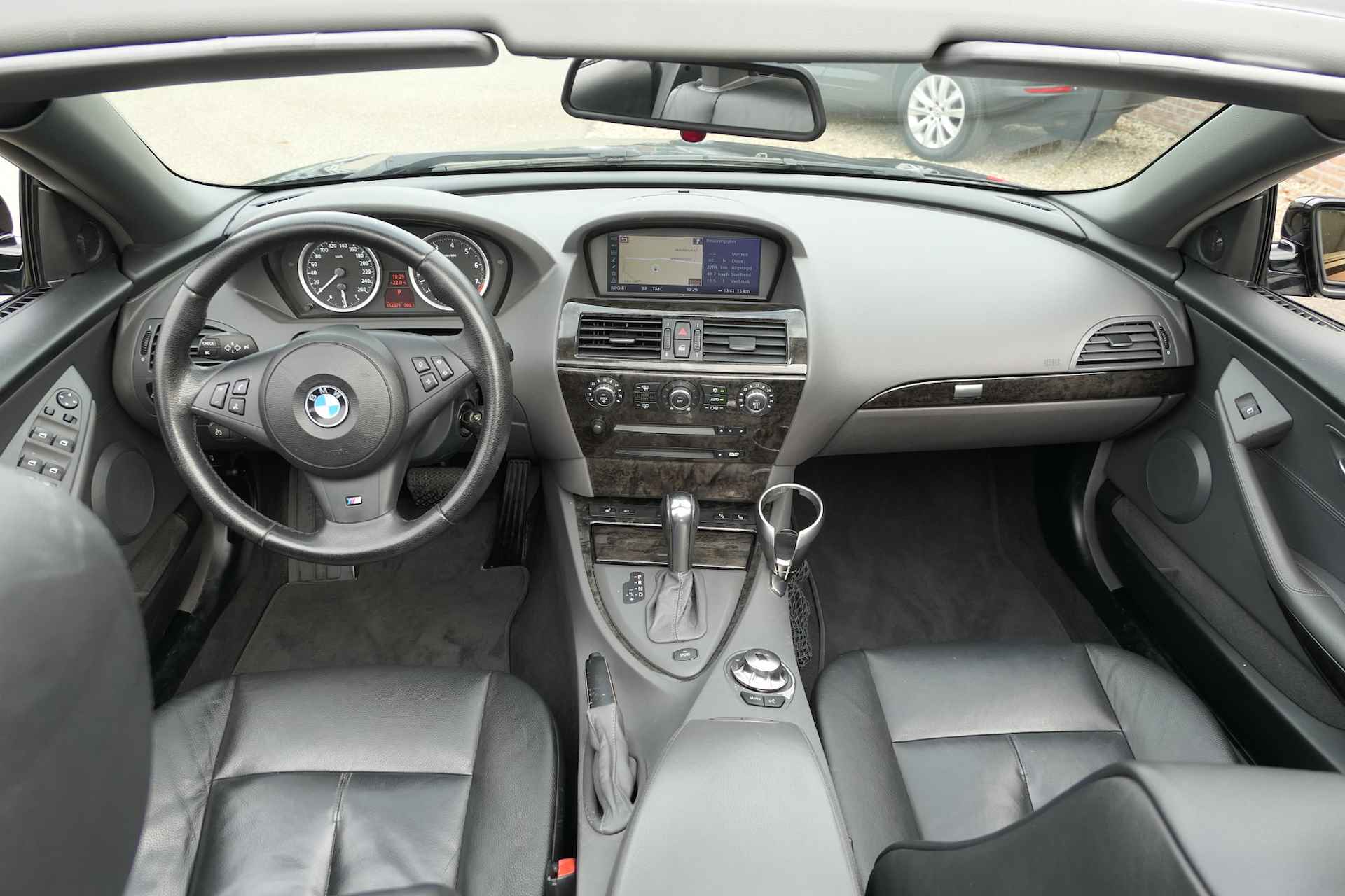 BMW 6 Serie 630i Cabrio 3.0 6 Cilinder Automaat, Youngtimer, Comfortabele VERZORGDE auto .. TAXATIE rapport aanwezig .. keuring toegestaan - 33/65