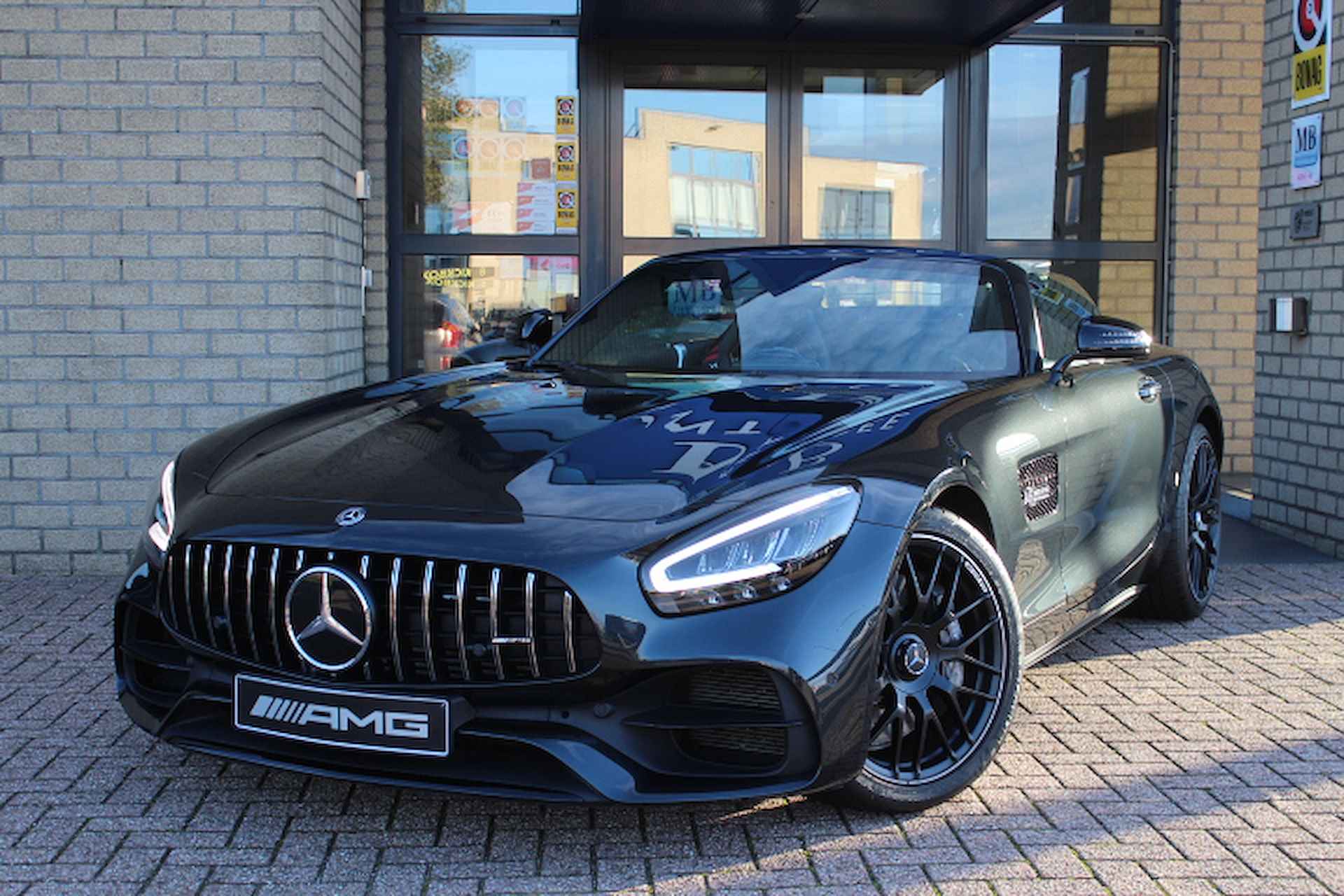 Mercedes-Benz AMG GT 4.0 Roadster Face Lift-AIRSCARF-DISTR.-KEYLESS-NIGHT-ZEER COMPLEET - 3/28