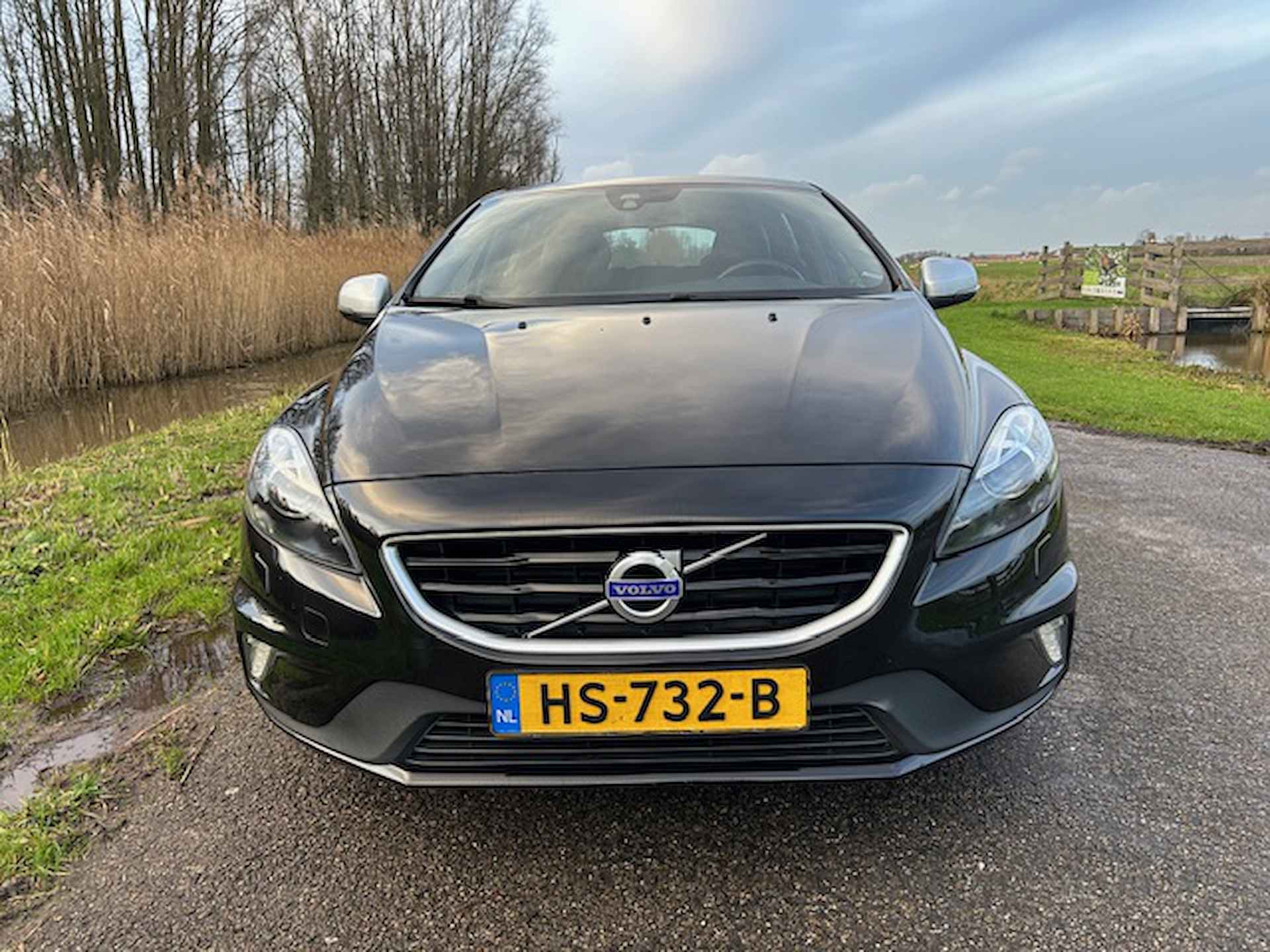 VOLVO V40 2.0 D2 120PK R-Design Business | Trekhaak | Navigatie | Voorruit + Stoelverwarming | Climate control | Cruise control | NAP | Rijklaar prijs! - 5/22