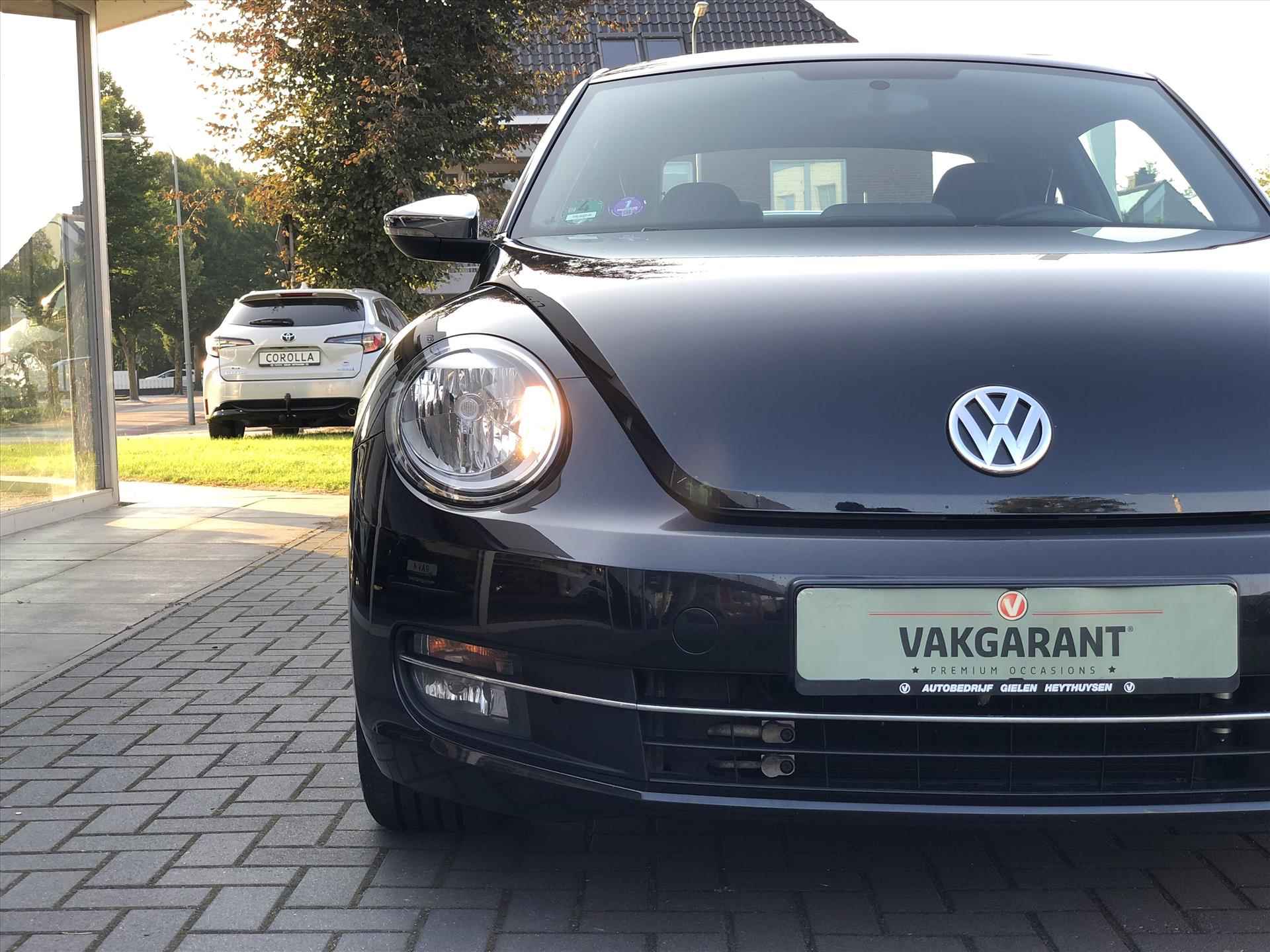 Volkswagen Beetle 1.2 TSI Design BlueMotion | Navigatie, Lichtmetalen velgen, Cruise control, Climate control, Stoelverwarming - 4/28