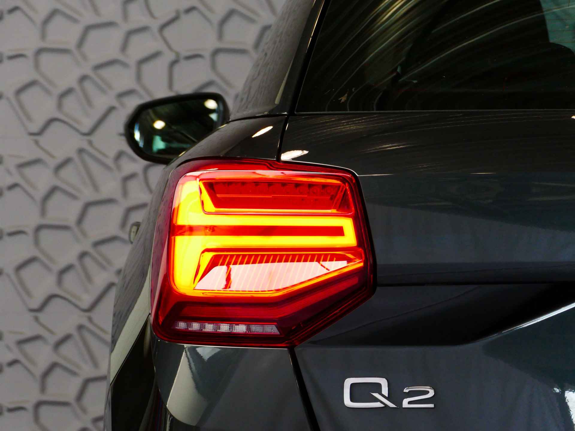 Audi Q2 35 TFSI 1.5 S EDITION 150PK VIR.COCKPIT CARPLAY NAVI CAMERA MATRIX LED STOELVERW. PDC 02/2024 - 57/73