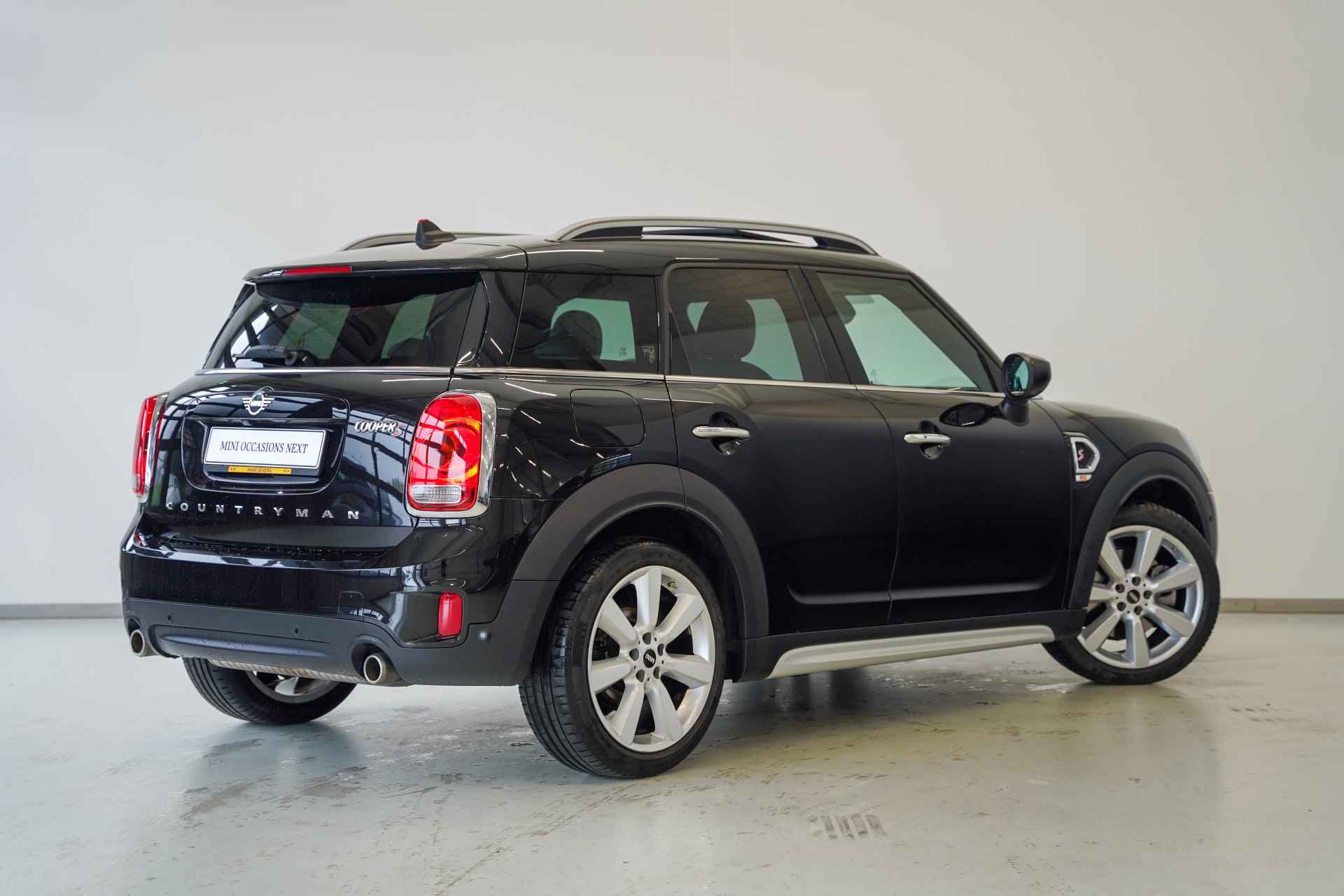 MINI Countryman Cooper S Serious Business Yours Aut. - 2/31