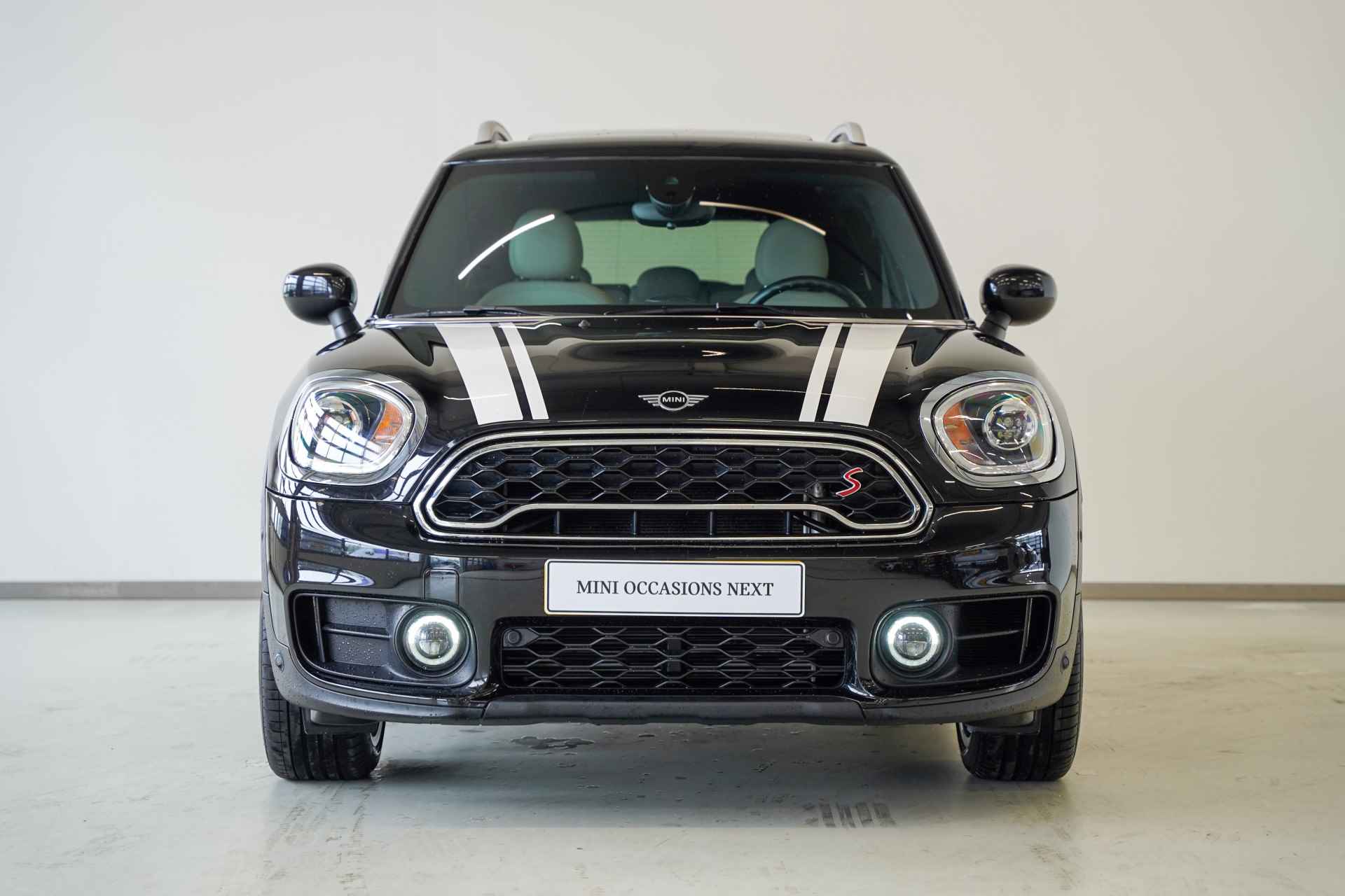 MINI Countryman Cooper S Serious Business Yours Aut. - 8/31