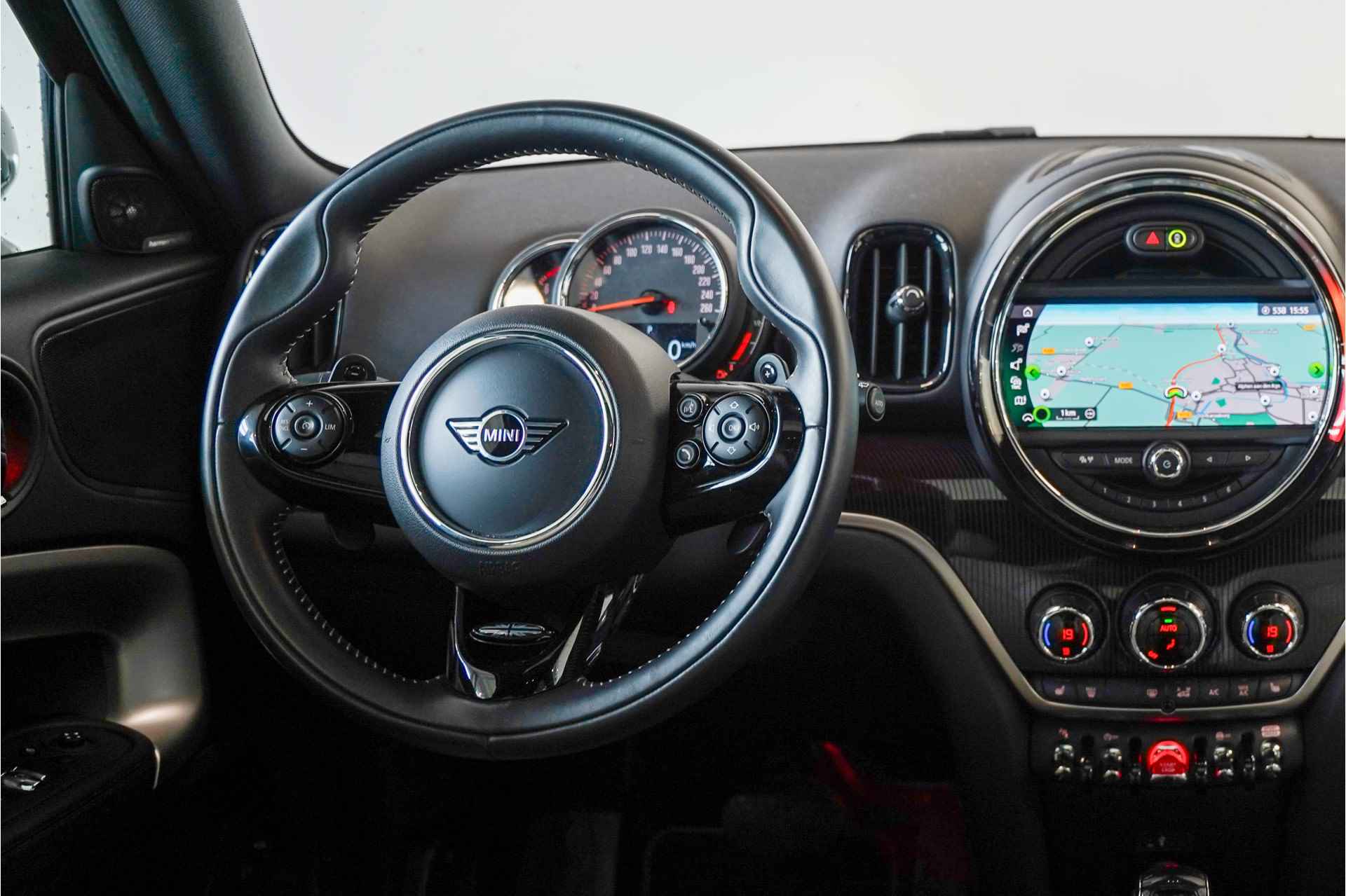 MINI Countryman Cooper S Serious Business Yours Aut. - 10/31