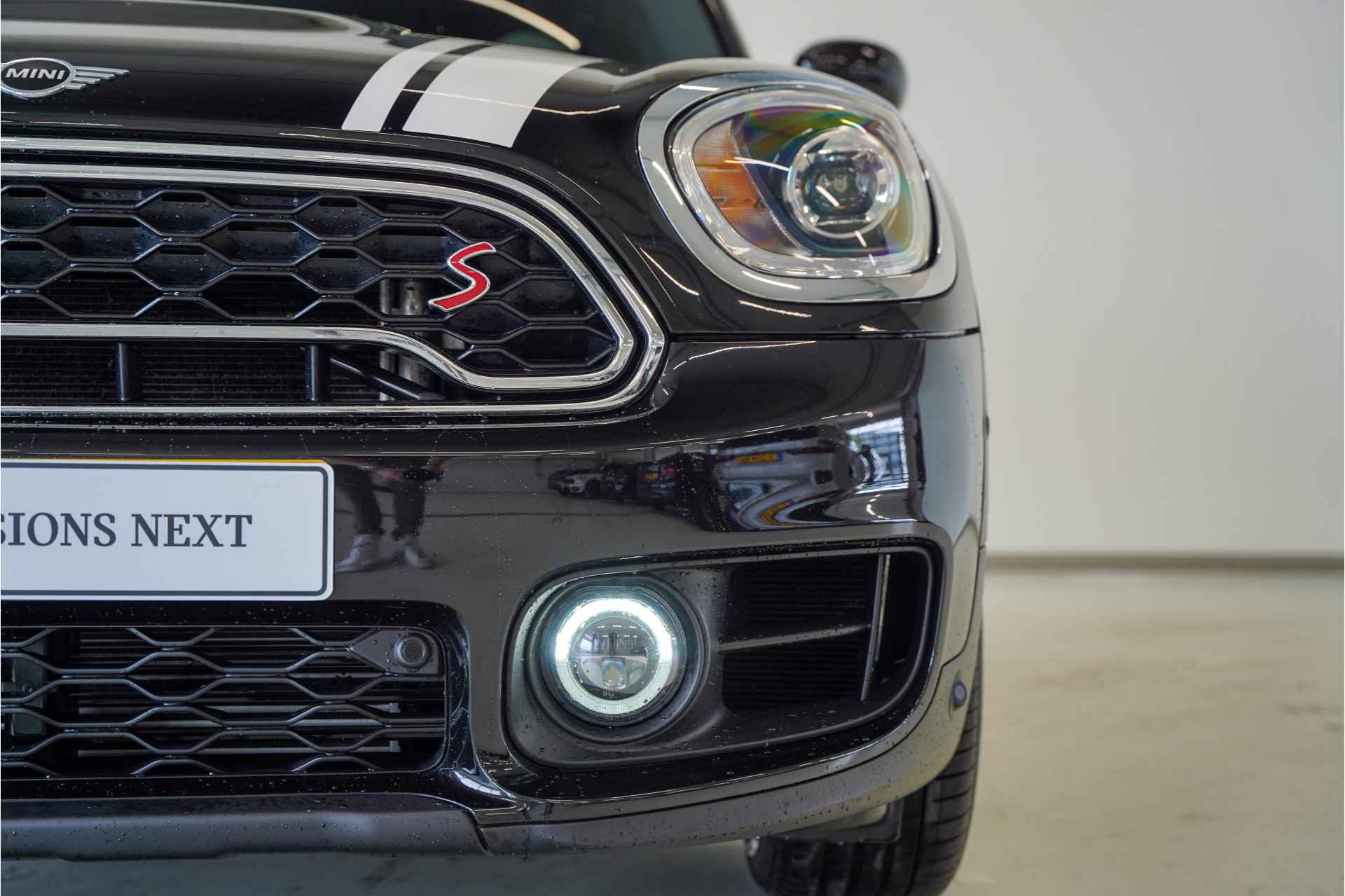MINI Countryman Cooper S Serious Business Yours Aut. - 25/31