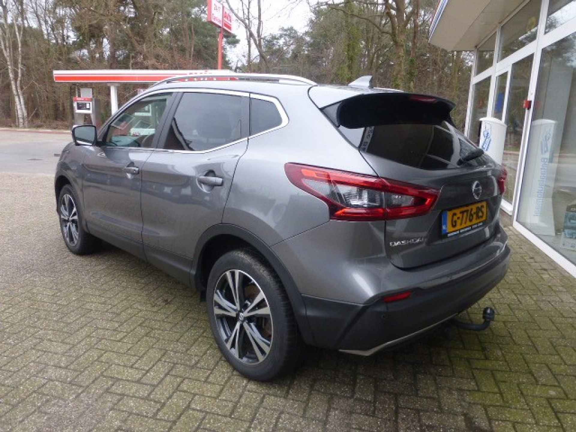 NISSAN Qashqai 1.3 DIG-T N-Connecta, Panoramadak, Lichtm, Trekhaak - 2/34