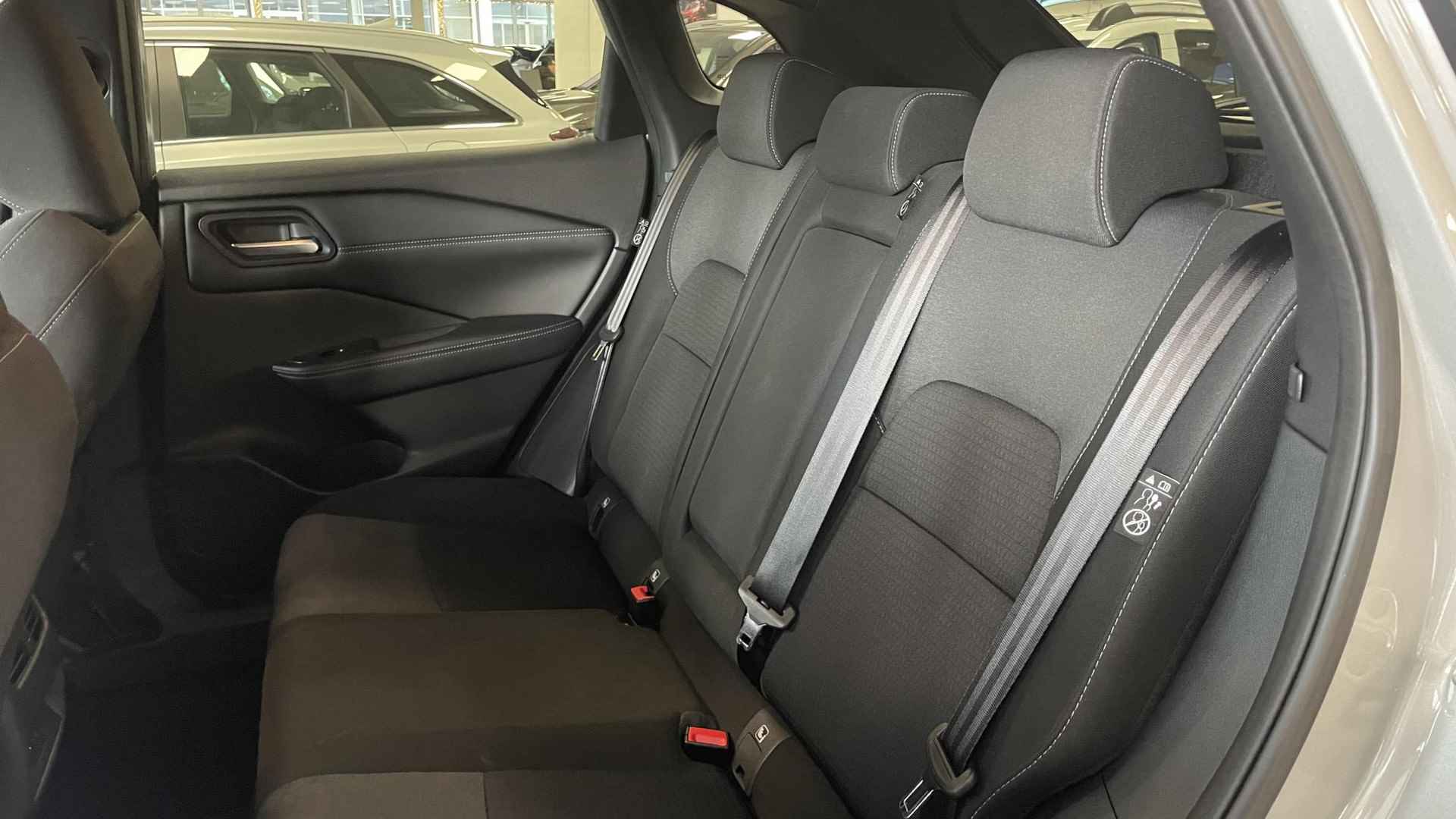 Nissan Qashqai 1.5 e-Power 190 N-Connecta | Navigatie 12,3" | Apple Carplay | Panoramadak | LED | 360° Camera | PDC | LMV 18" - 21/29