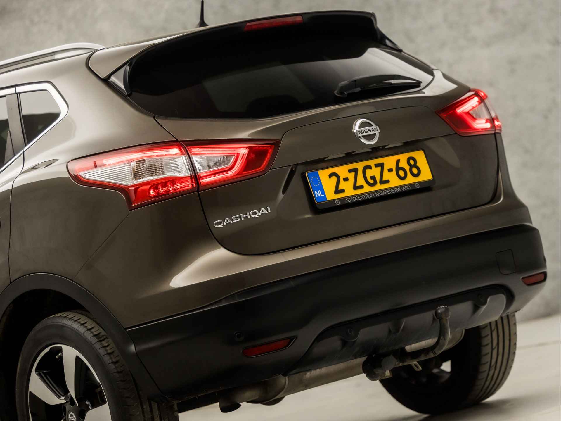 Nissan QASHQAI 1.2 Connect Sport (PANORAMADAK, NAVIGATIE, CLIMATE, 360 CAMERA, GETINT GLAS, SPORTSTOELEN, TREKHAAK, PARKEERSENSOREN, CRUISE, NIEUWE APK, NIEUWSTAAT) - 17/30