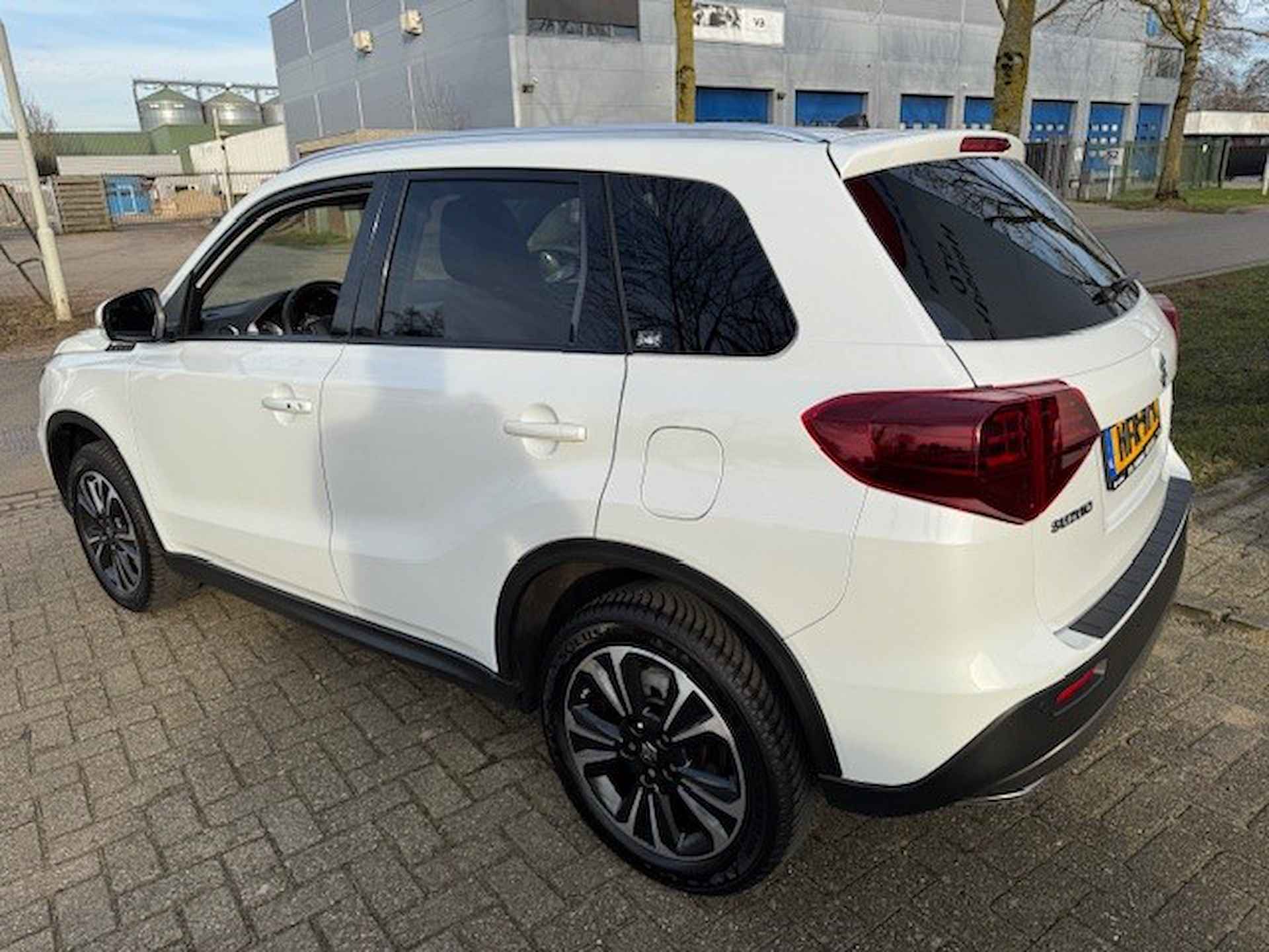 SUZUKI Vitara 1.4 Boosterjet 129pk Smart Hybrid Style - 8/42