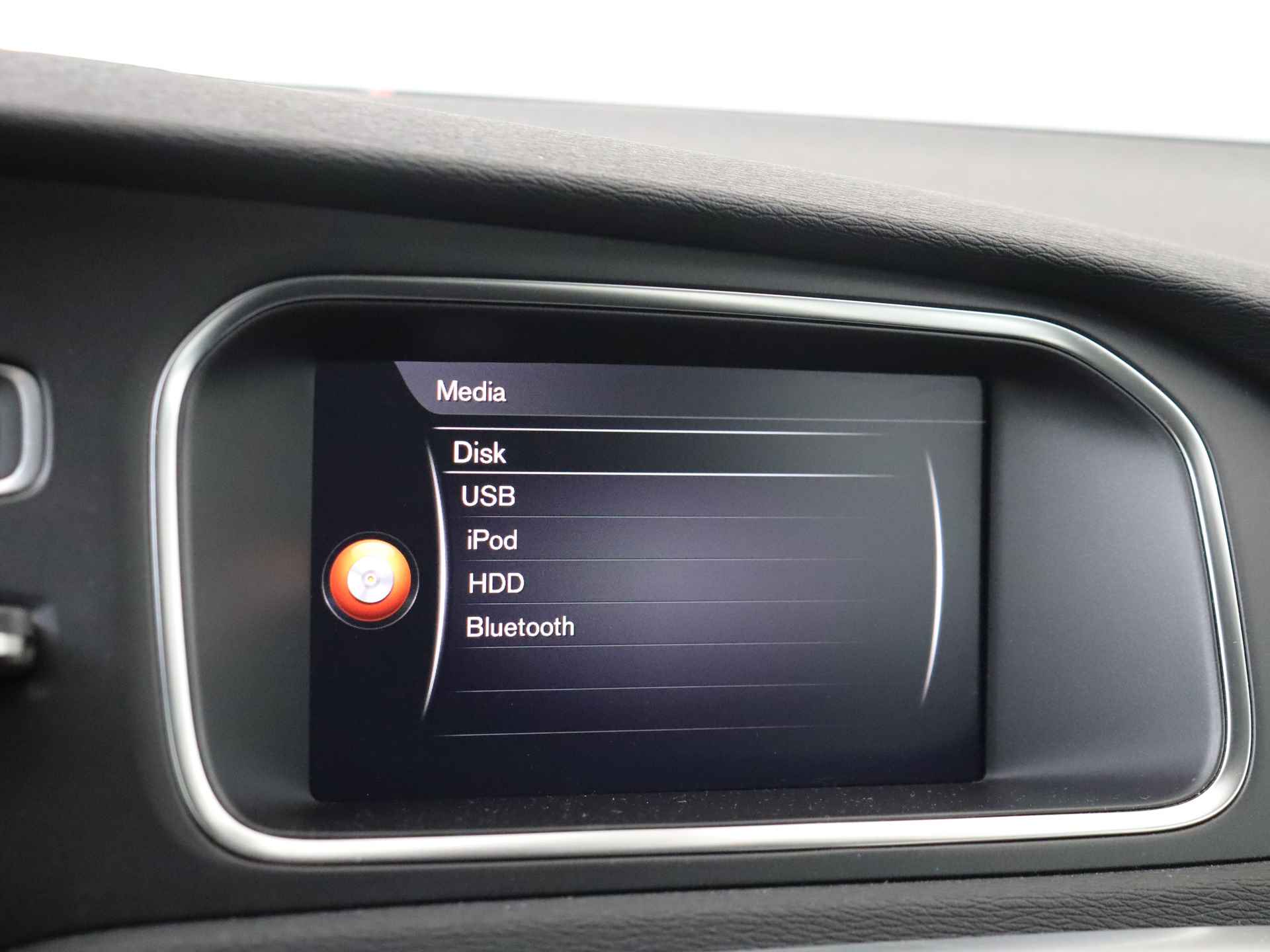 Volvo V40 2.0 T2 Nordic+ 123 pk 5 deurs | Navigatie | Climate Control | Stoel verwarming - 16/31