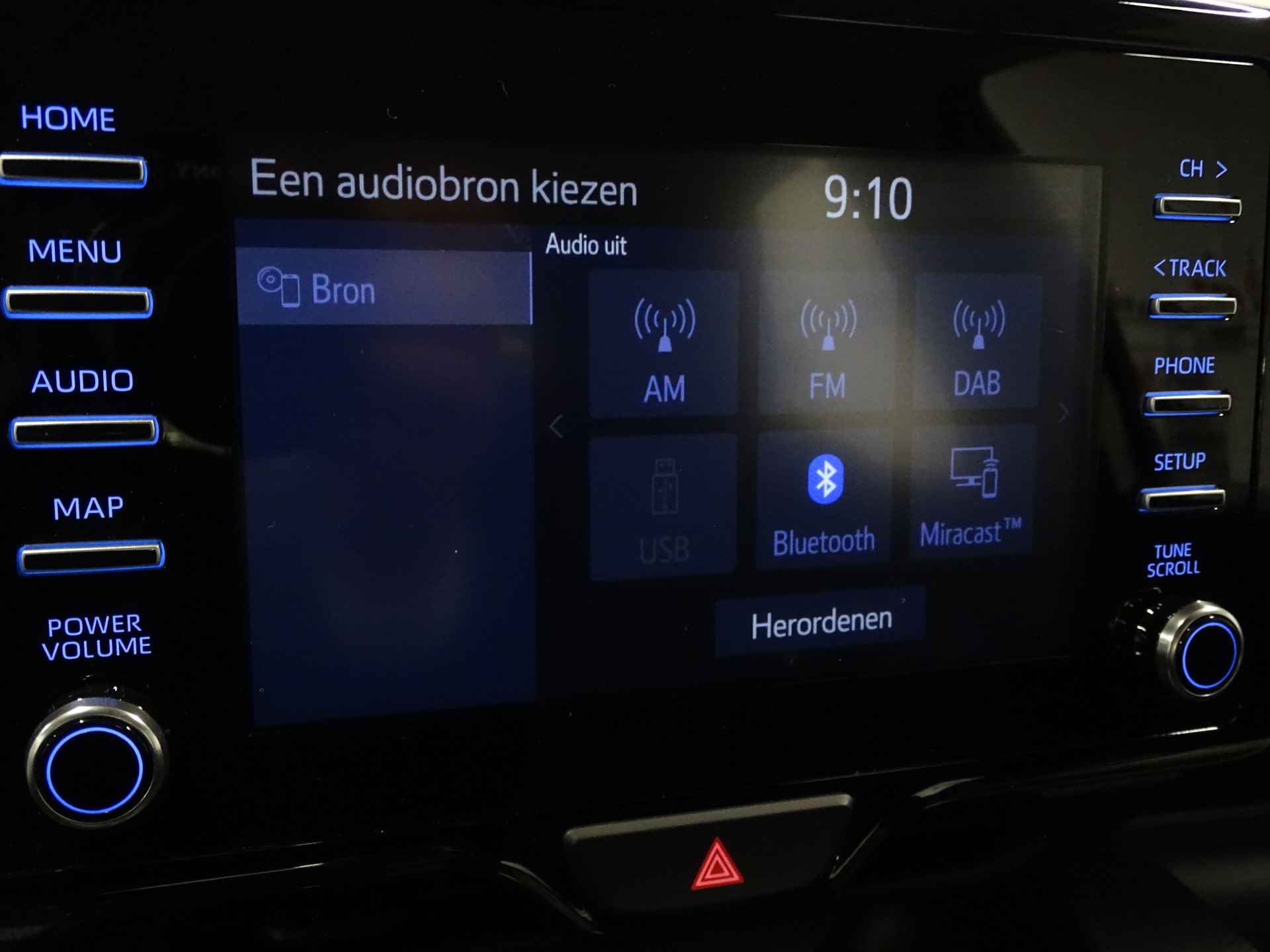 Toyota Yaris 1.5 VVT-i Dynamic | NL auto | Navigatie - 26/30