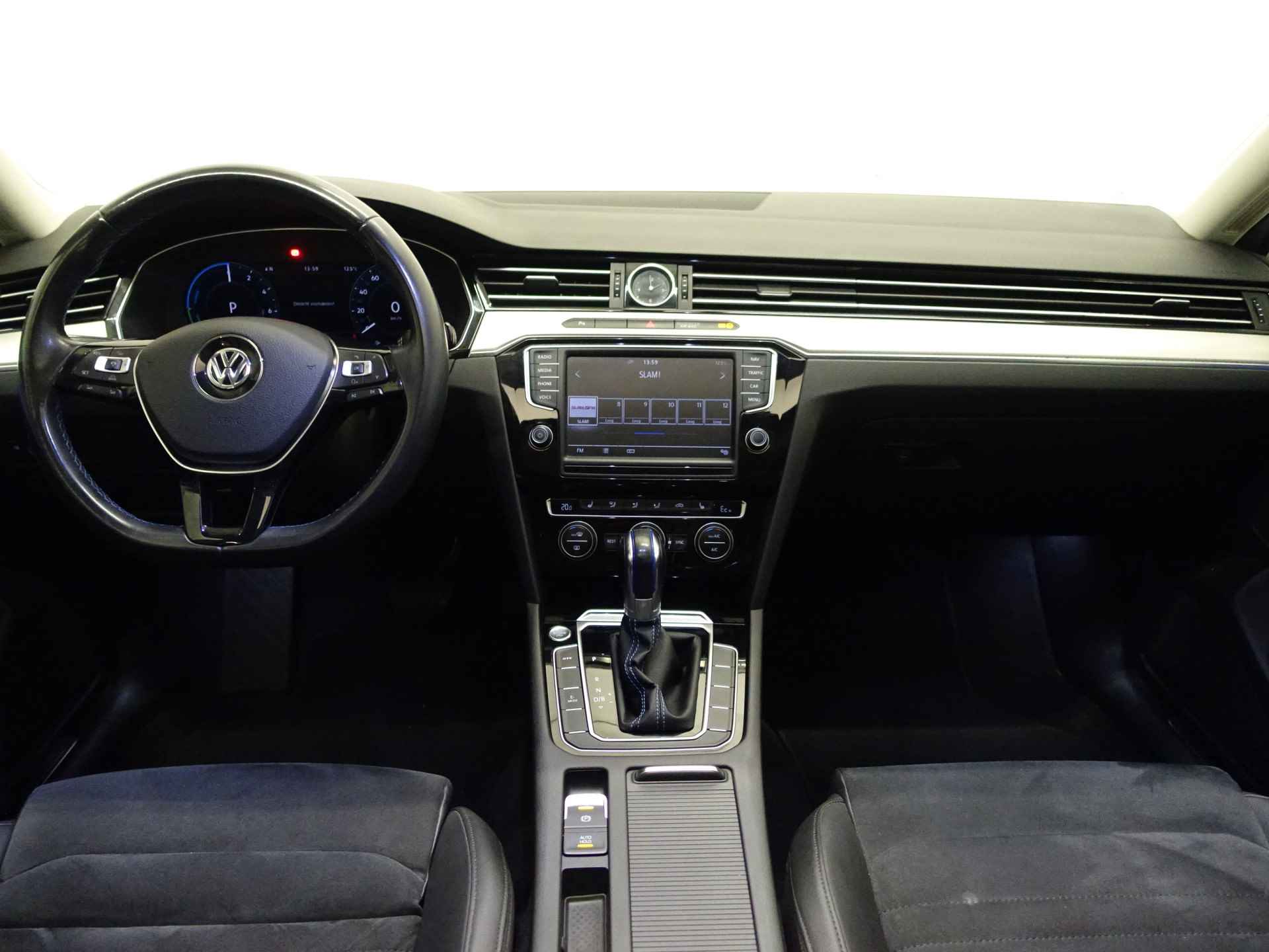 Volkswagen Passat 1.4 TSI GTE R-Line+ Aut- Panodak, Virtual Cockpit, Xenon Led, Ergo Comfort, Carplay, Acc - 8/45