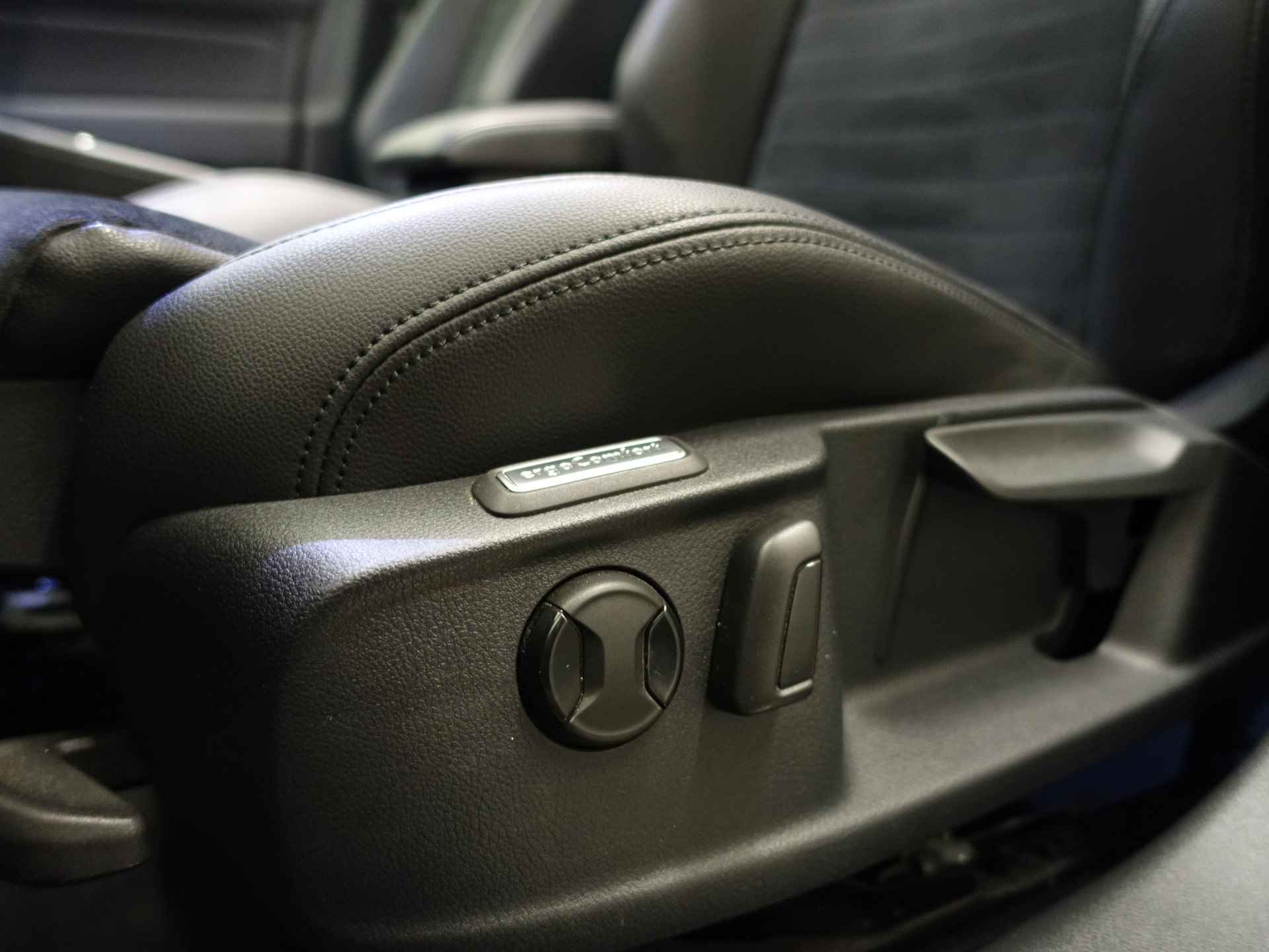 Volkswagen Passat 1.4 TSI GTE R-Line+ Aut- Panodak, Virtual Cockpit, Xenon Led, Ergo Comfort, Carplay, Acc - 21/45