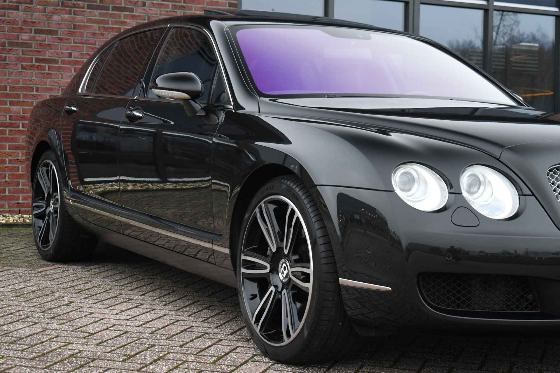 Bentley Continental Flying Spur 6.0 W12 Youngtimer BTW-auto Full-options - 33/123