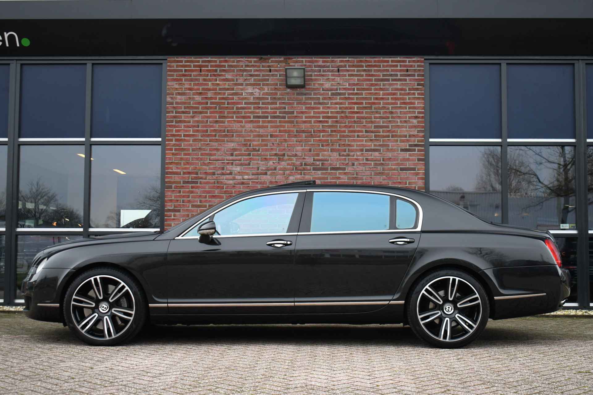 Bentley Continental Flying Spur 6.0 W12 Youngtimer BTW-auto Full-options - 41/123