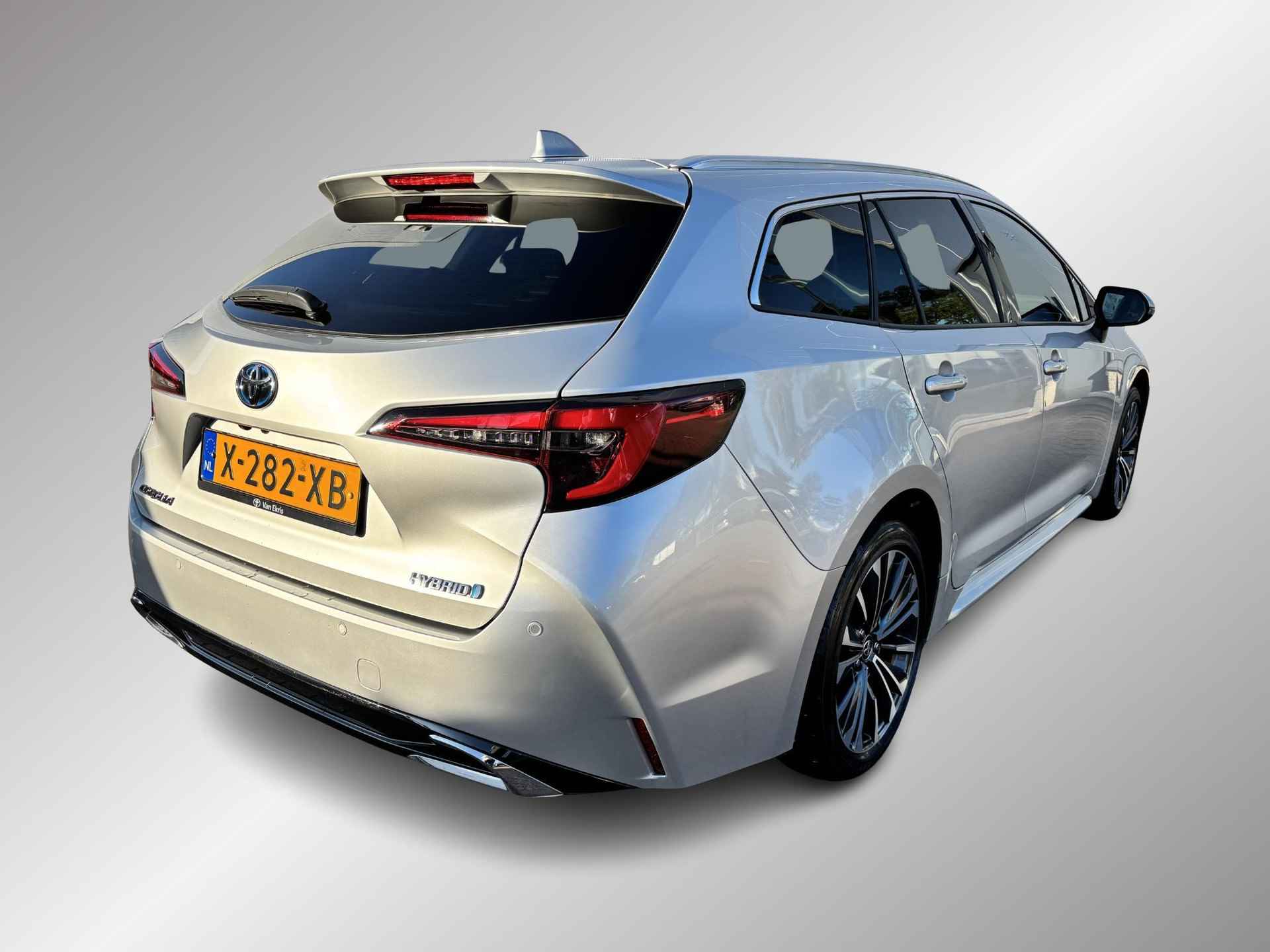 Toyota Corolla Touring Sports 1.8 Hybrid First Edition Apple Carplay Android Auto, Parkeersensoren voor en achter, camera - 2/46