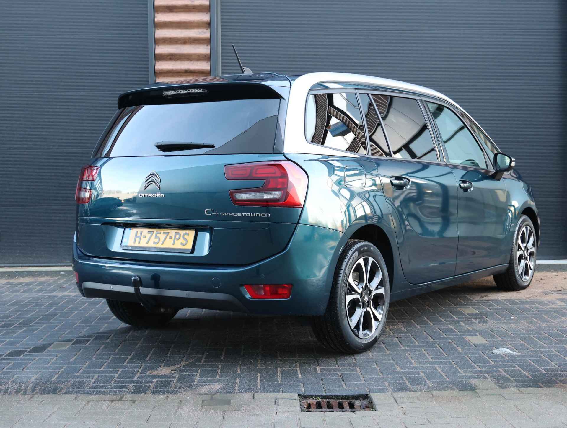 Citroen Grand C4 SpaceTourer 130pk P.T. Business 1ste eigenaar | Camera | Trekhaak | 7-personen | 17" LMV | Navigatie | Privacy glas - 4/44