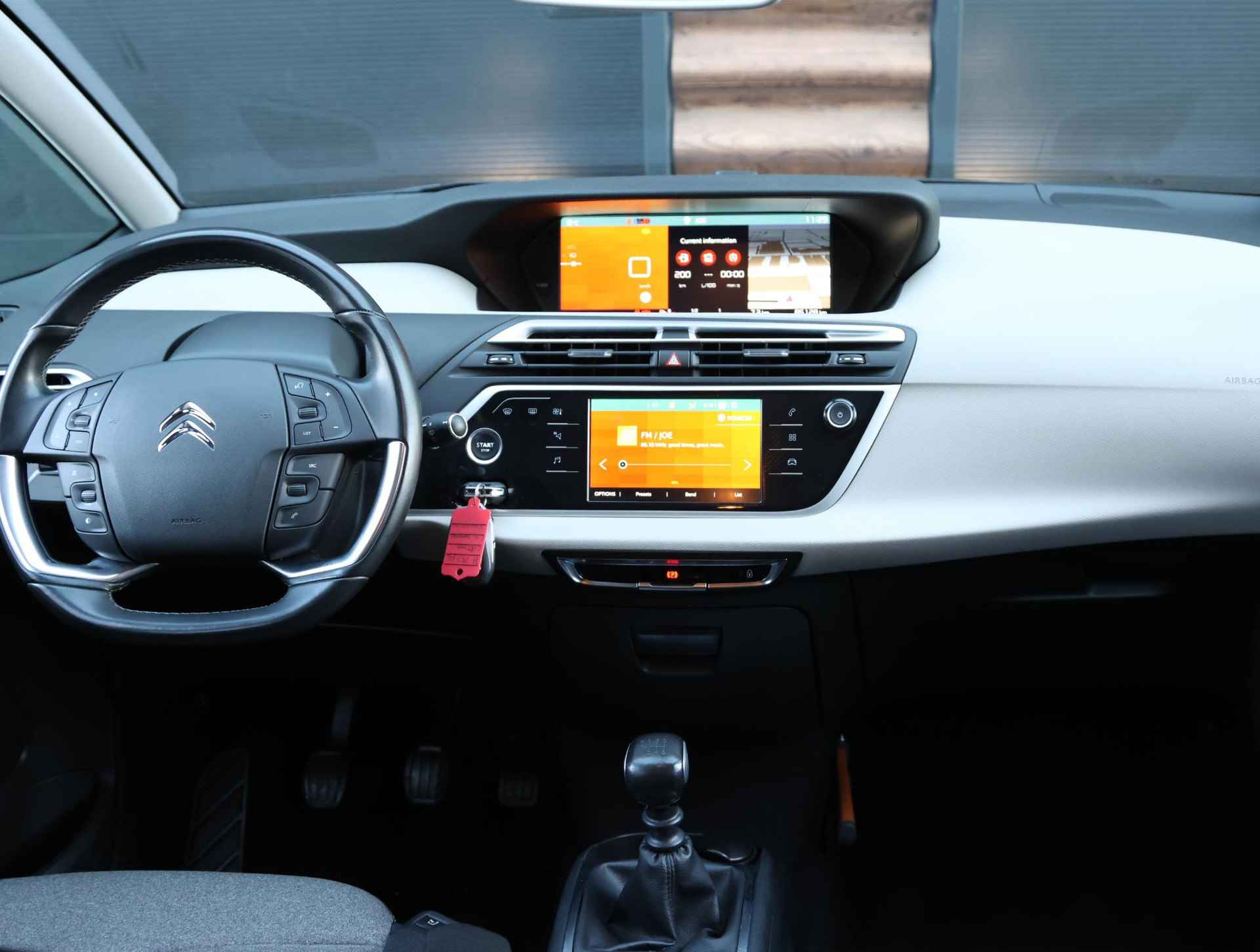 Citroen Grand C4 SpaceTourer 130pk P.T. Business 1ste eigenaar | Camera | Trekhaak | 7-personen | 17" LMV | Navigatie | Privacy glas - 10/44