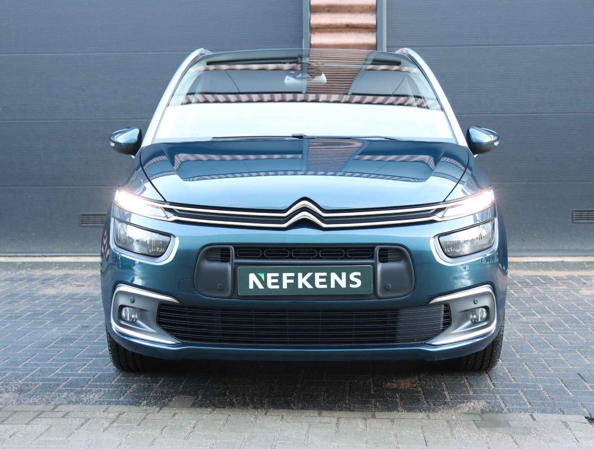 Citroen Grand C4 SpaceTourer 130pk P.T. Business 1ste eigenaar | Camera | Trekhaak | 7-personen | 17" LMV | Navigatie | Privacy glas - 40/44