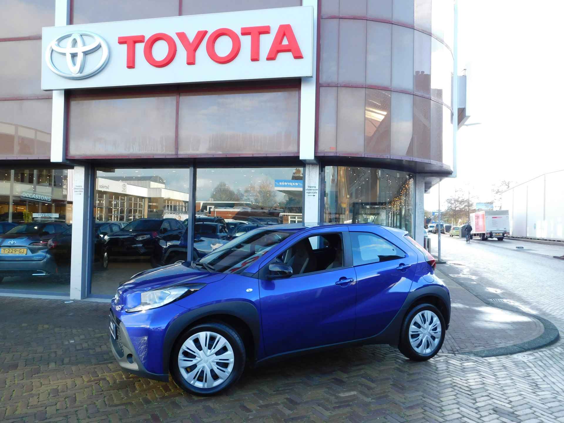 Toyota Aygo X 1.0 VVT-i S-CVT Play - 4/42