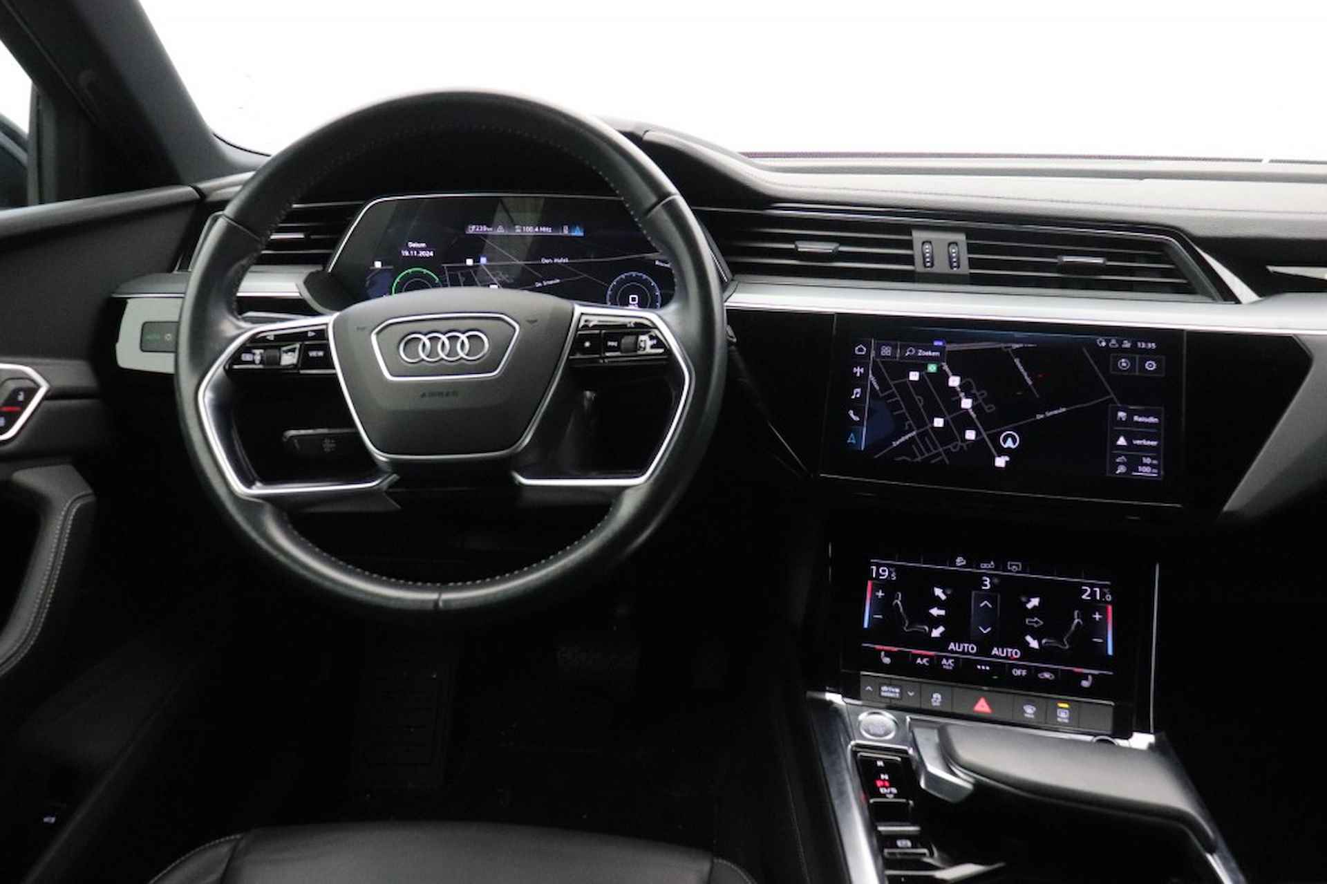 AUDI E-tron 55 Quattro Advanced 95 kwh - Leer - 4/27