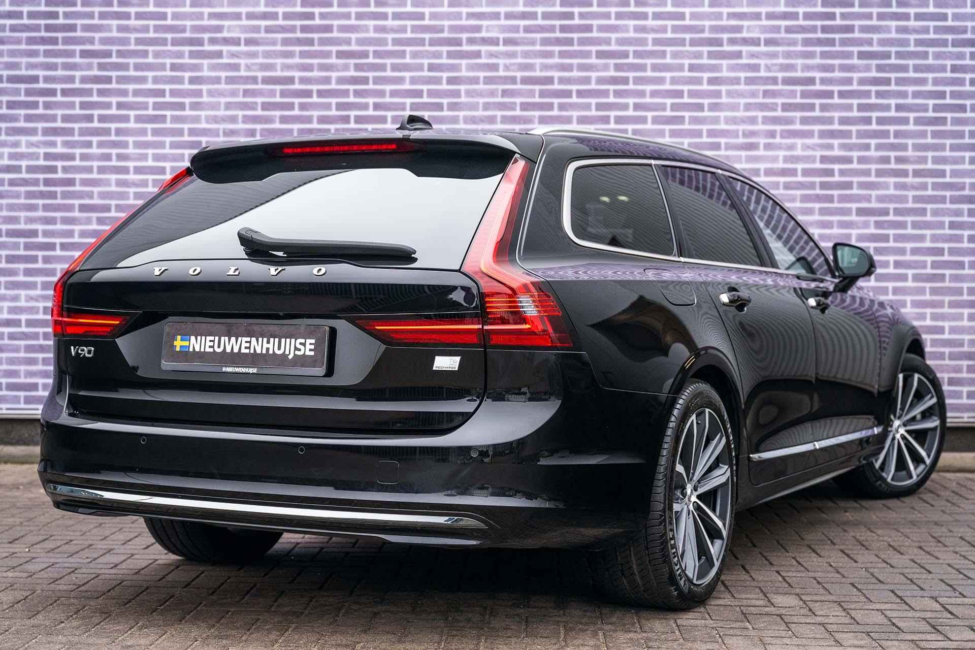 Volvo V90 T6 AWD Inscription Long Range | Elektr. Panoramadak | Trekhaak | Google Maps | Harman Kardon audio | Stoel-/stuur-/achterbankverwarming | Full LED - 20/42