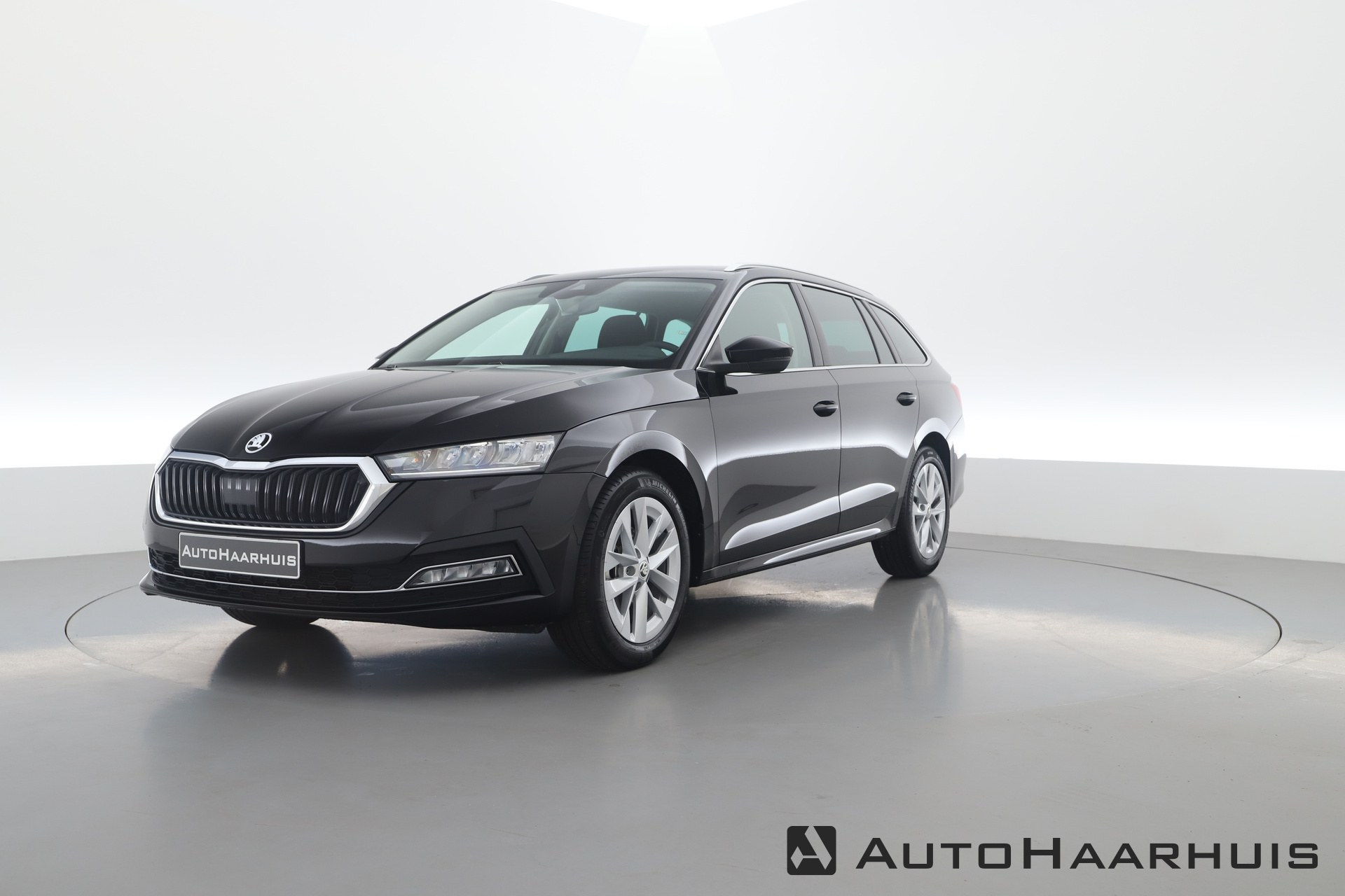 Škoda Octavia Combi 1.5 e-TSI 150pk DSG | Navi | Camera | Keyless | Adapt. Cruise | Stoelverw.